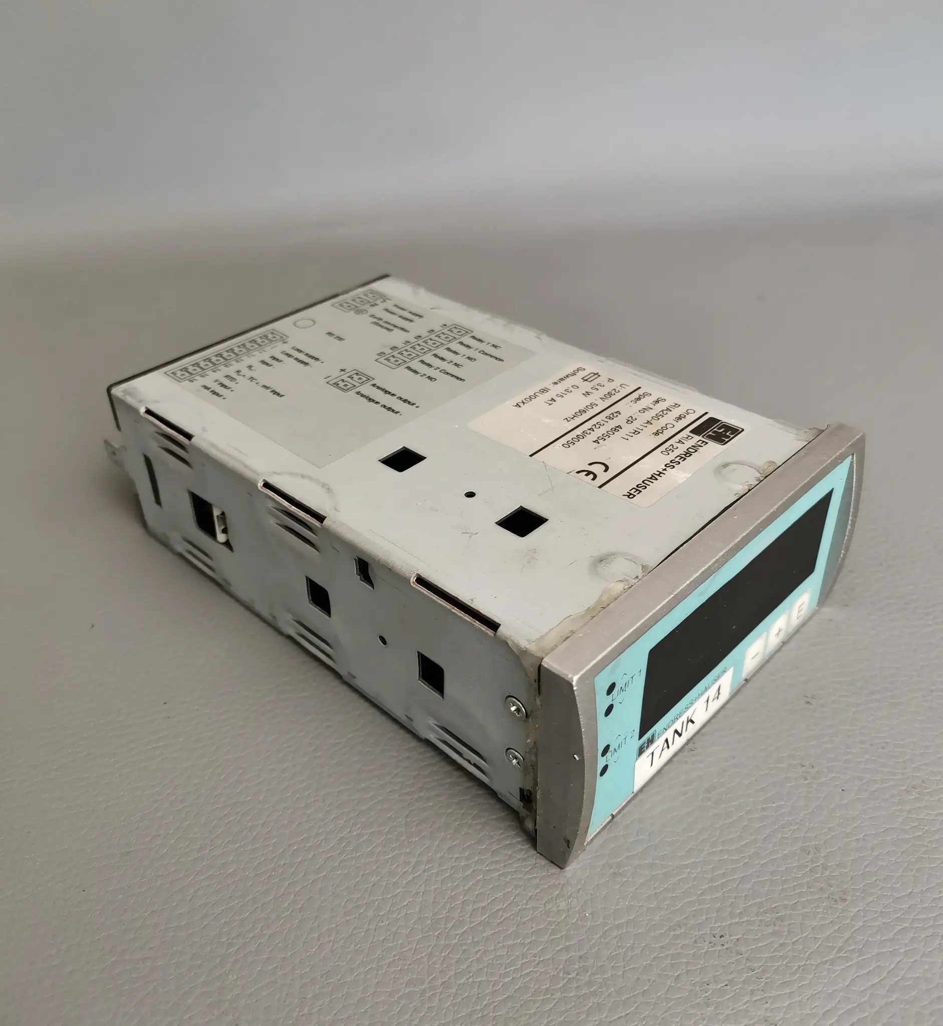 Produktfoto 1 von Endress+Hauser RIA250-A11R11