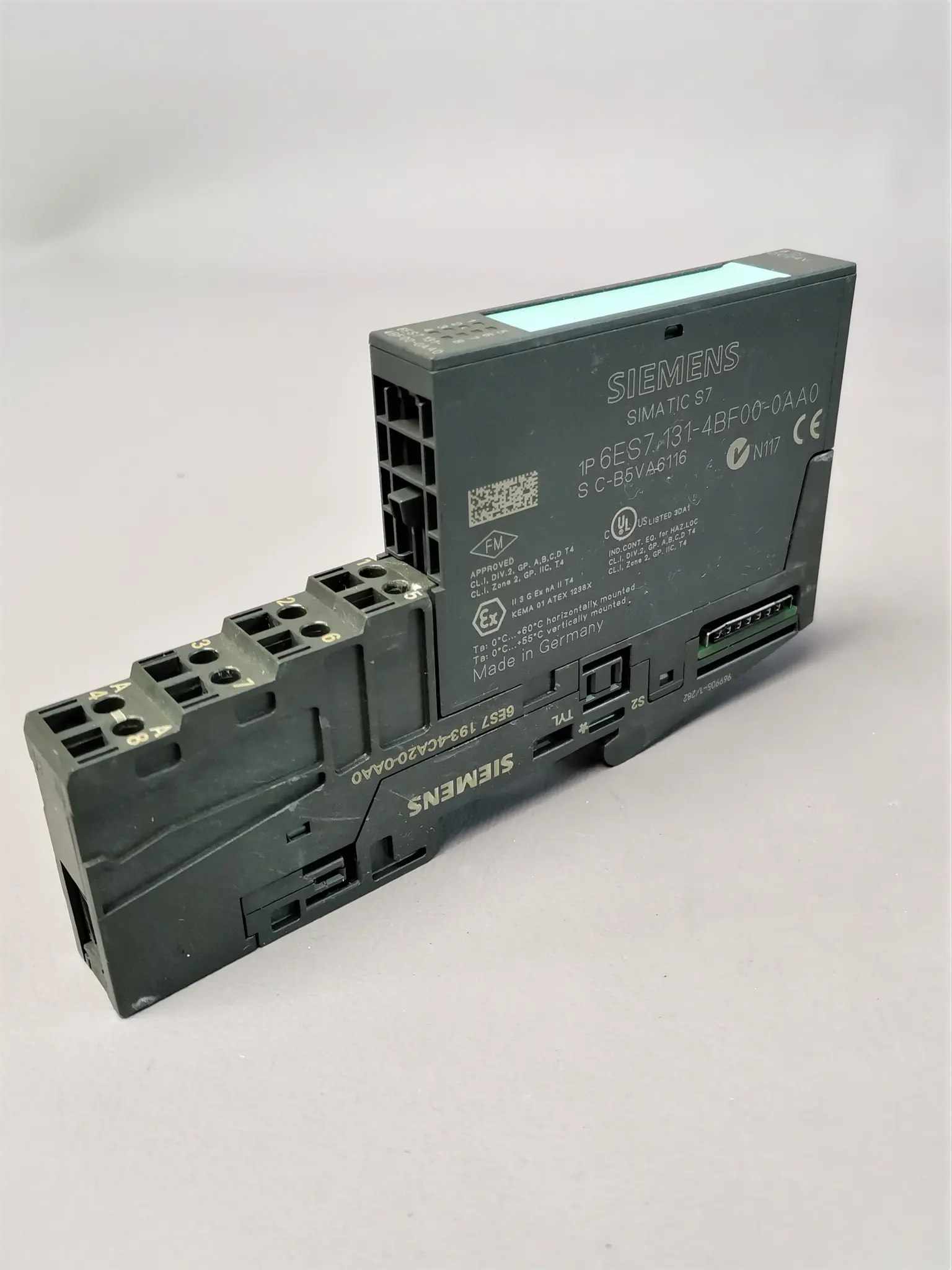 Produktfoto 1 von Siemens 6ES7 131-4BF00-0AA0 / 6ES7131-4BF00-0AA0 inkl. Sockel