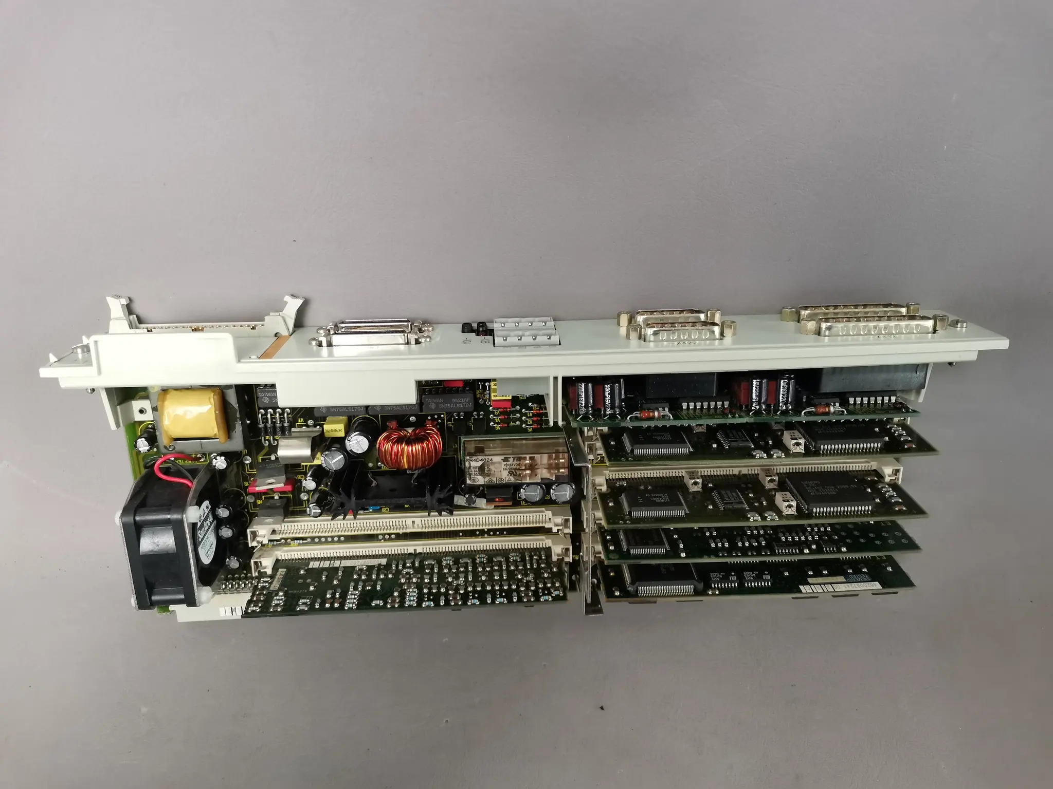 Produktfoto 1 von Siemens 6SN1118-0DB11-0AA0