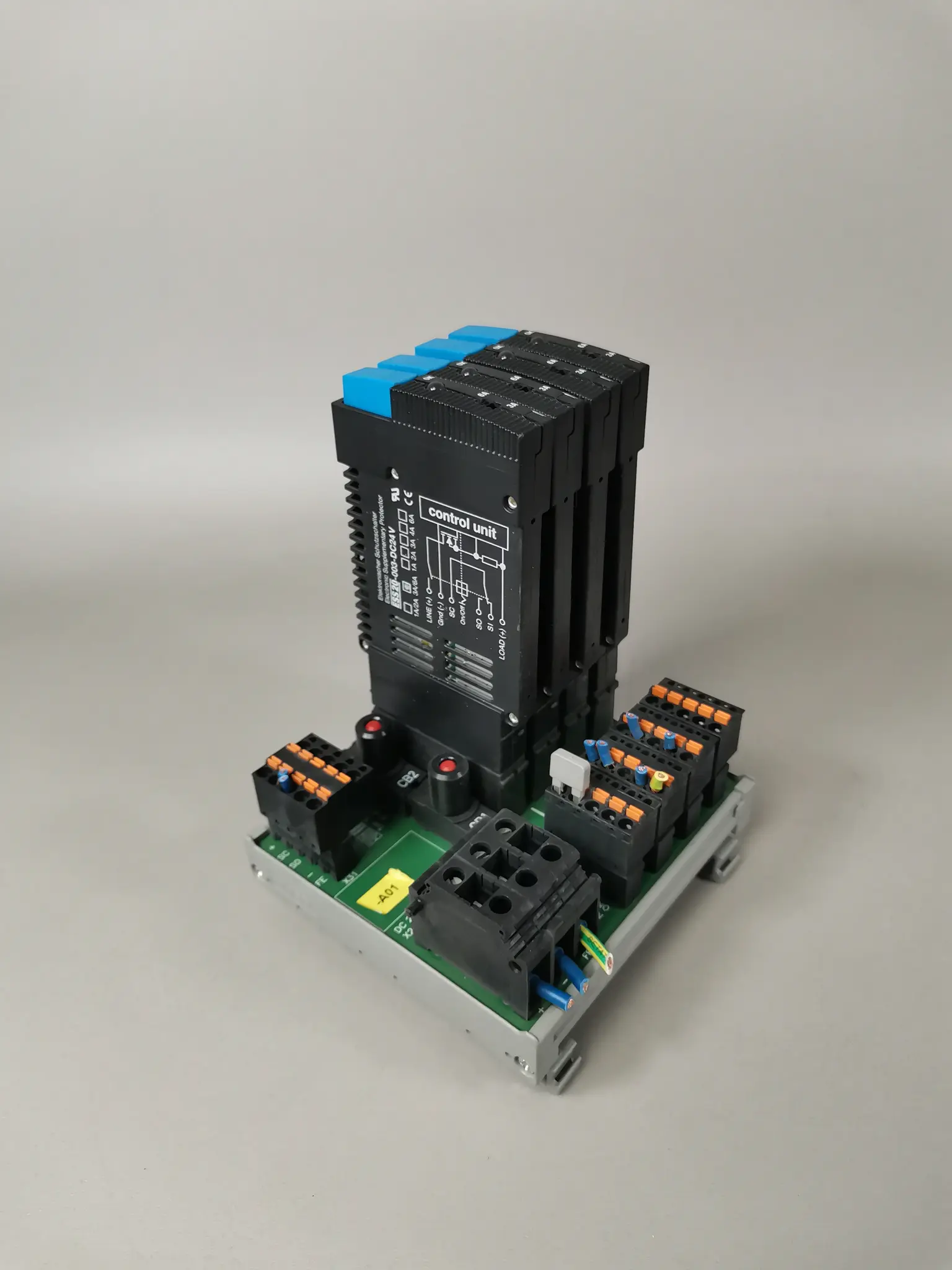 Produktfoto 1 von E-T-A SVS02-04 + 4 x ESS20-003-DC24V