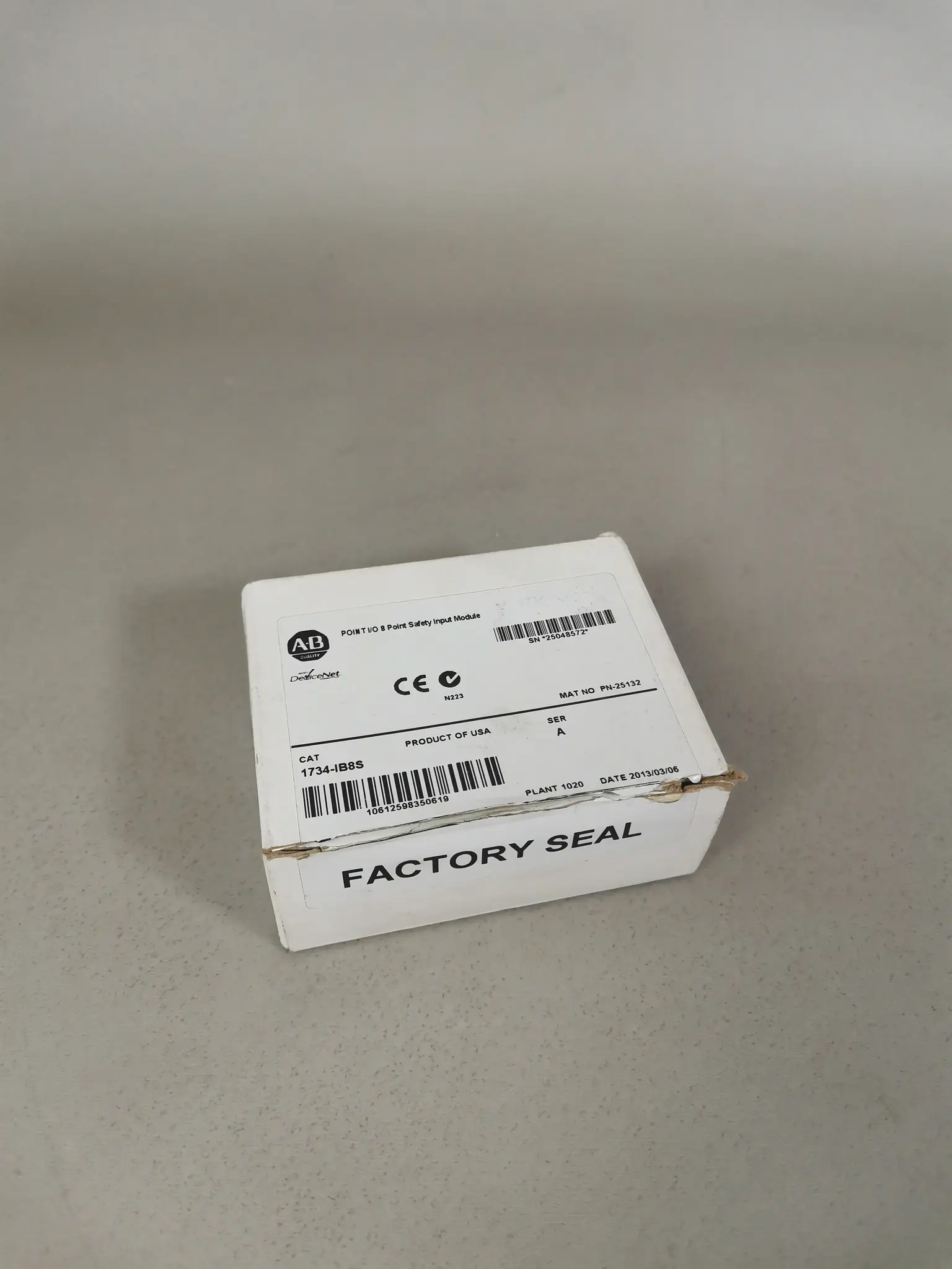 Produktfoto 1 von Allen Bradley 1734-IB8S NEU OVP Siegel offen