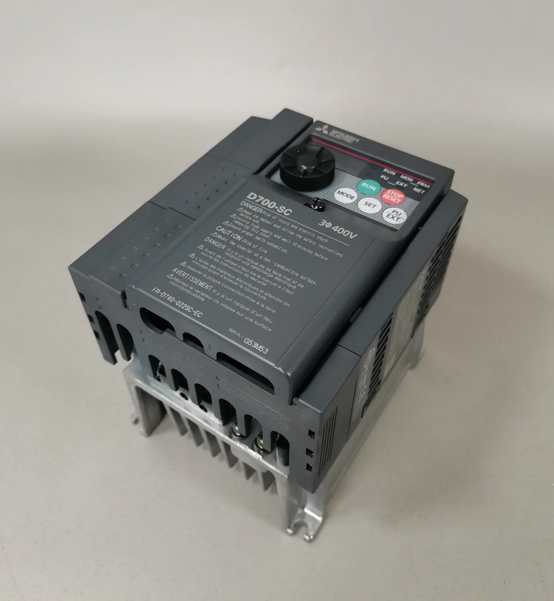 Produktfoto 1 von Mitsubishi FR-D740-022SC-EC