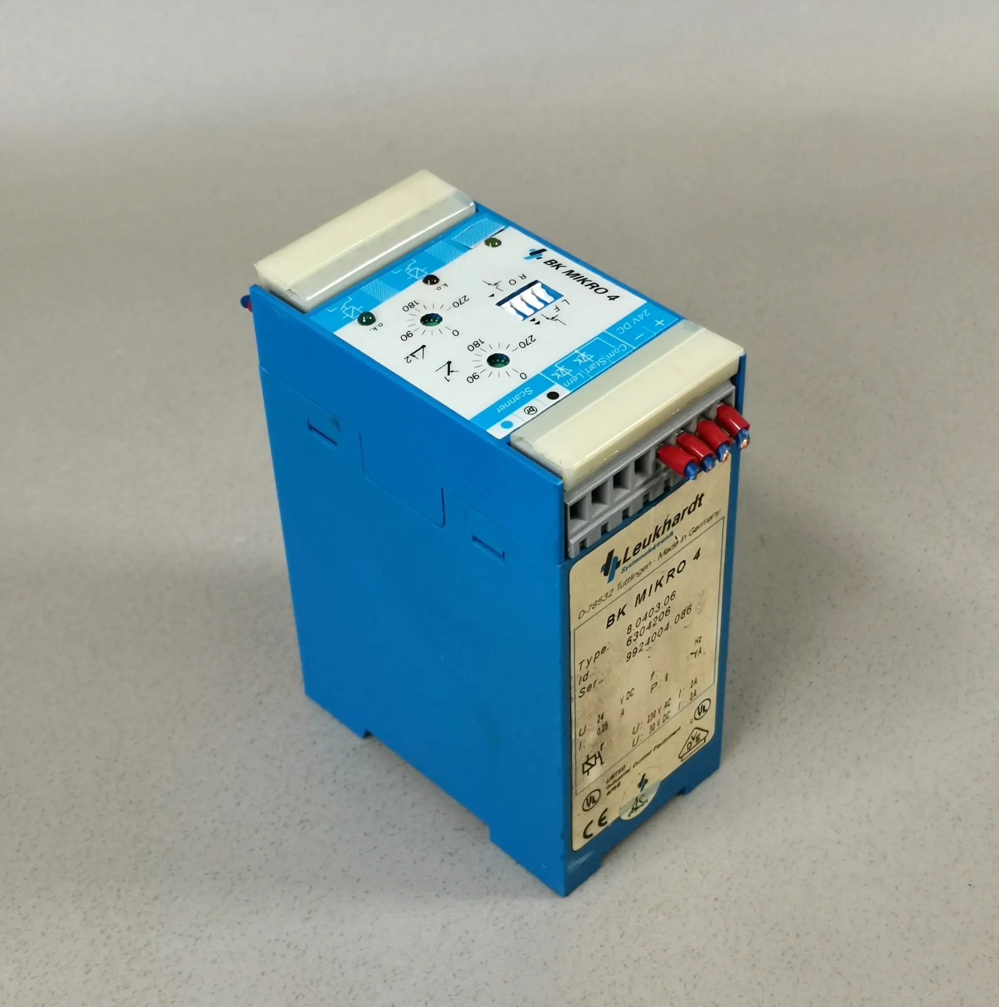 Produktfoto 1 von Leukhardt 8.0403.06 BK Micro 4