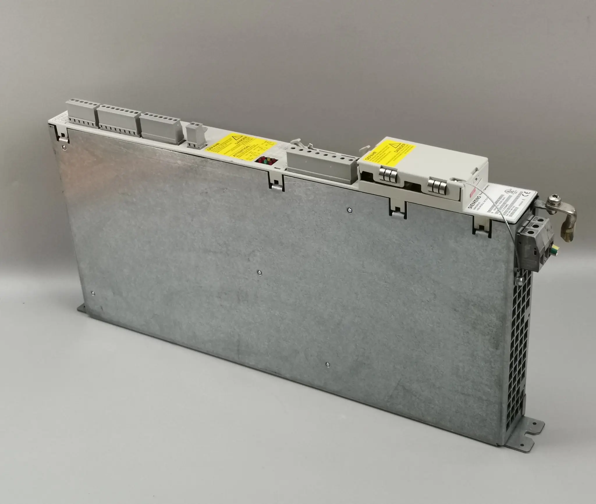 Produktfoto 1 von Siemens 6SN1112-1AC01-0AA1 / 6SN1 112-1AC01-0AA1