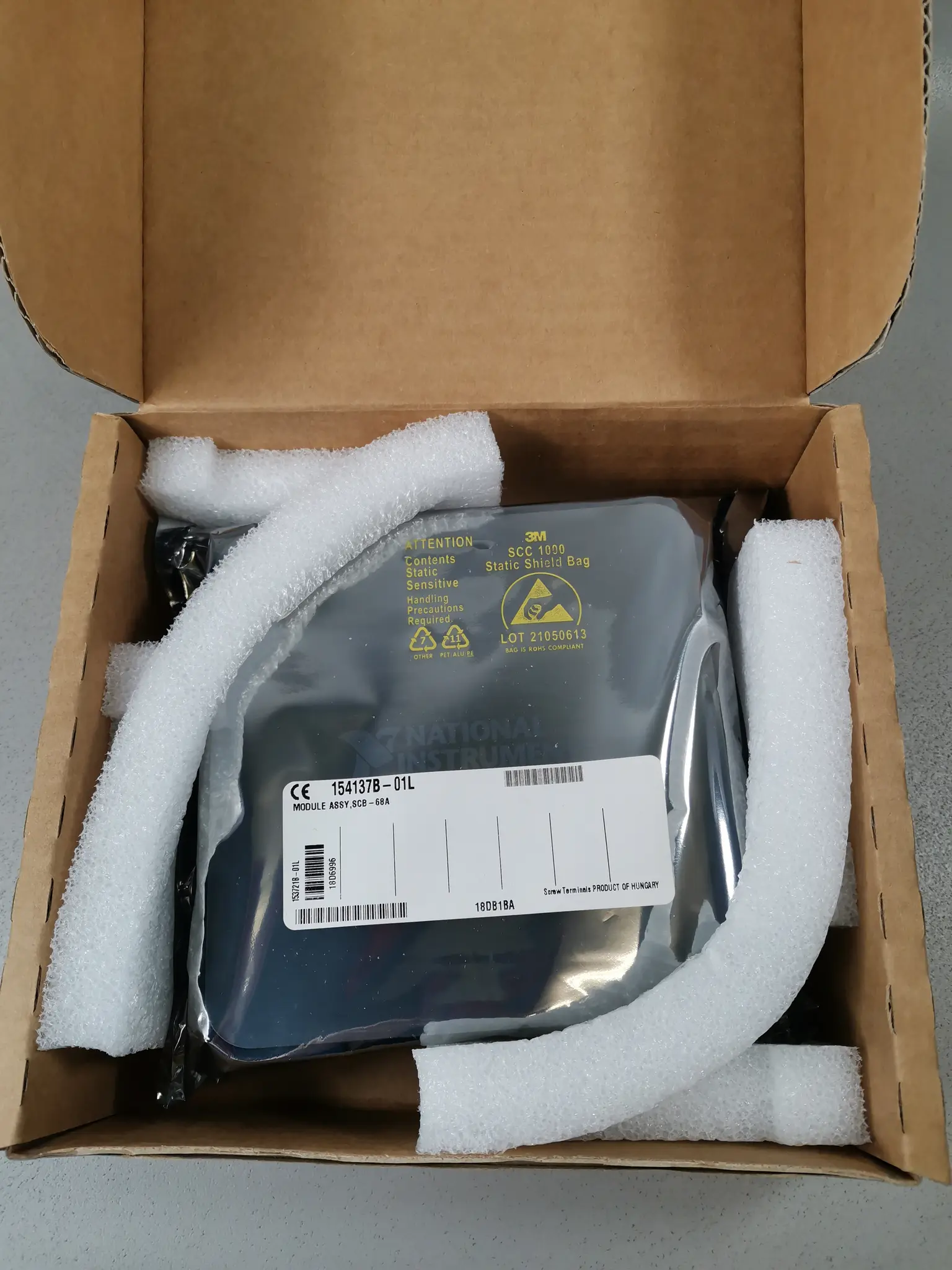 Produktfoto 1 von National Instruments 154137B-01L NEU OVP