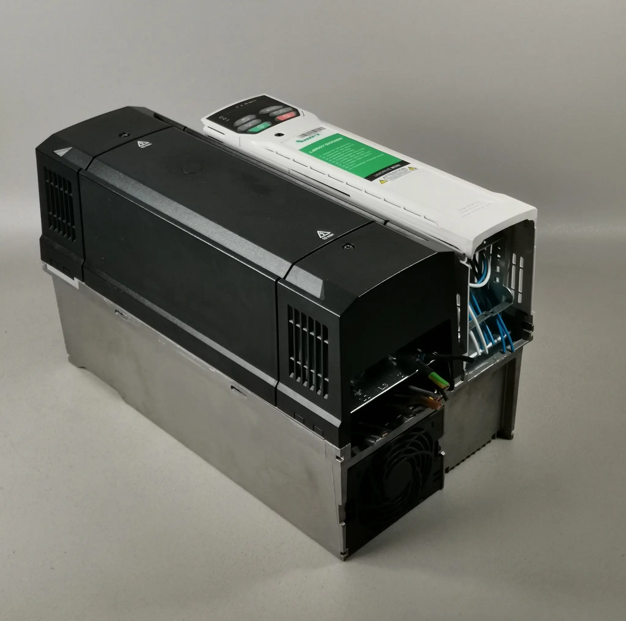 Produktfoto 1 von Leroy Somer / Nidec Unidrive M300-064 00470 A