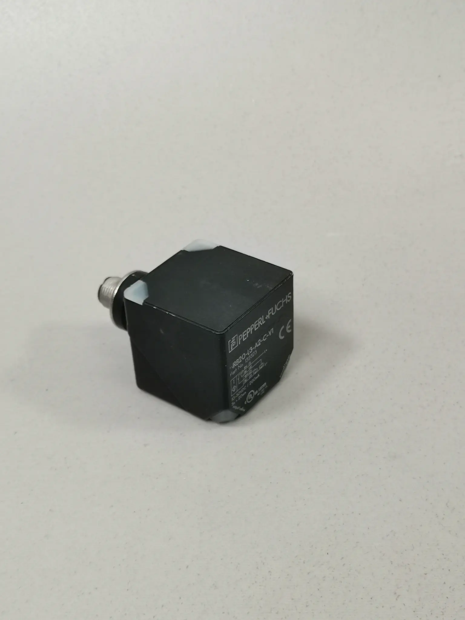 Produktfoto 1 von Pepperl Fuchs NRB20-L3-A2-C-V1