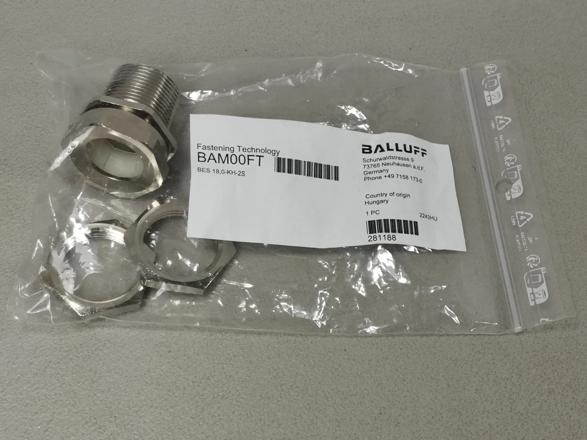 Produktfoto 1 von Balluff BAM00FT BES 18,0-KH-2S NEU OVP