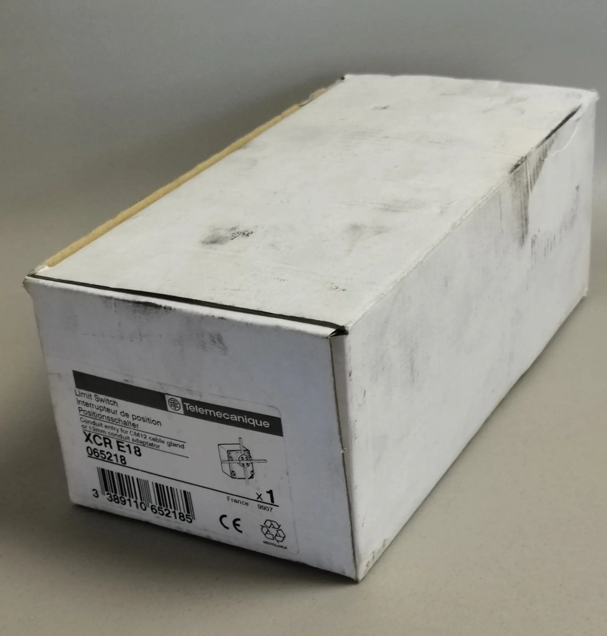 Produktfoto 1 von Telemecanique XCR E18 NEU OVP