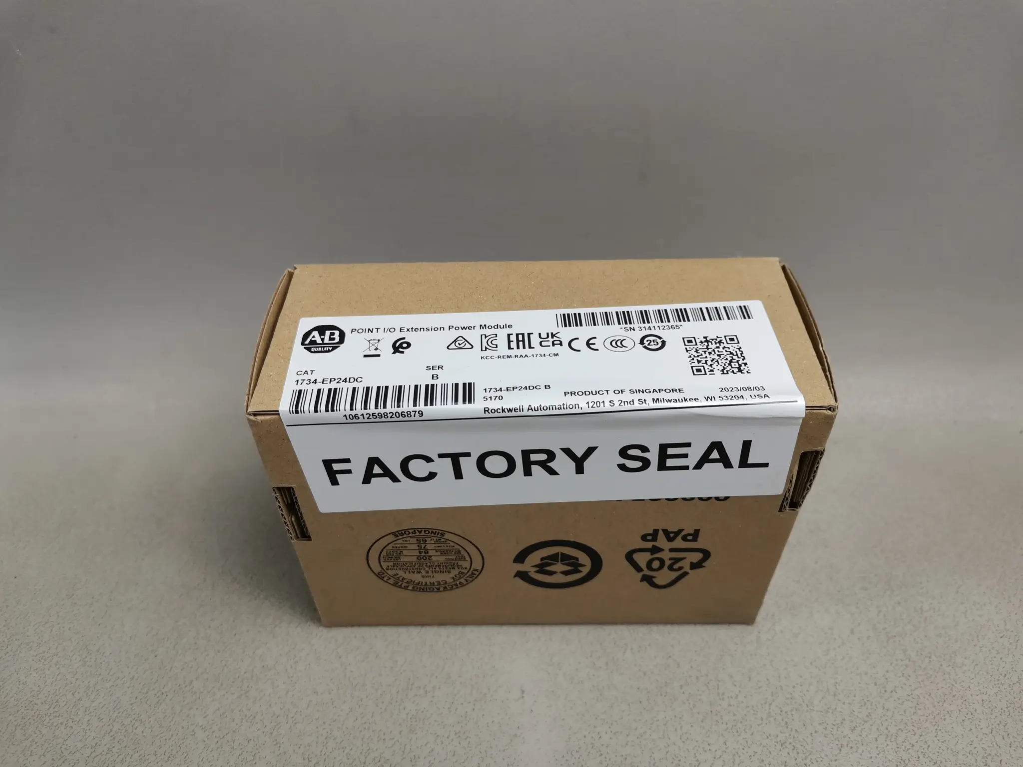 Produktfoto 1 von Allen Bradley 1734-EP24DC NEU versiegelt