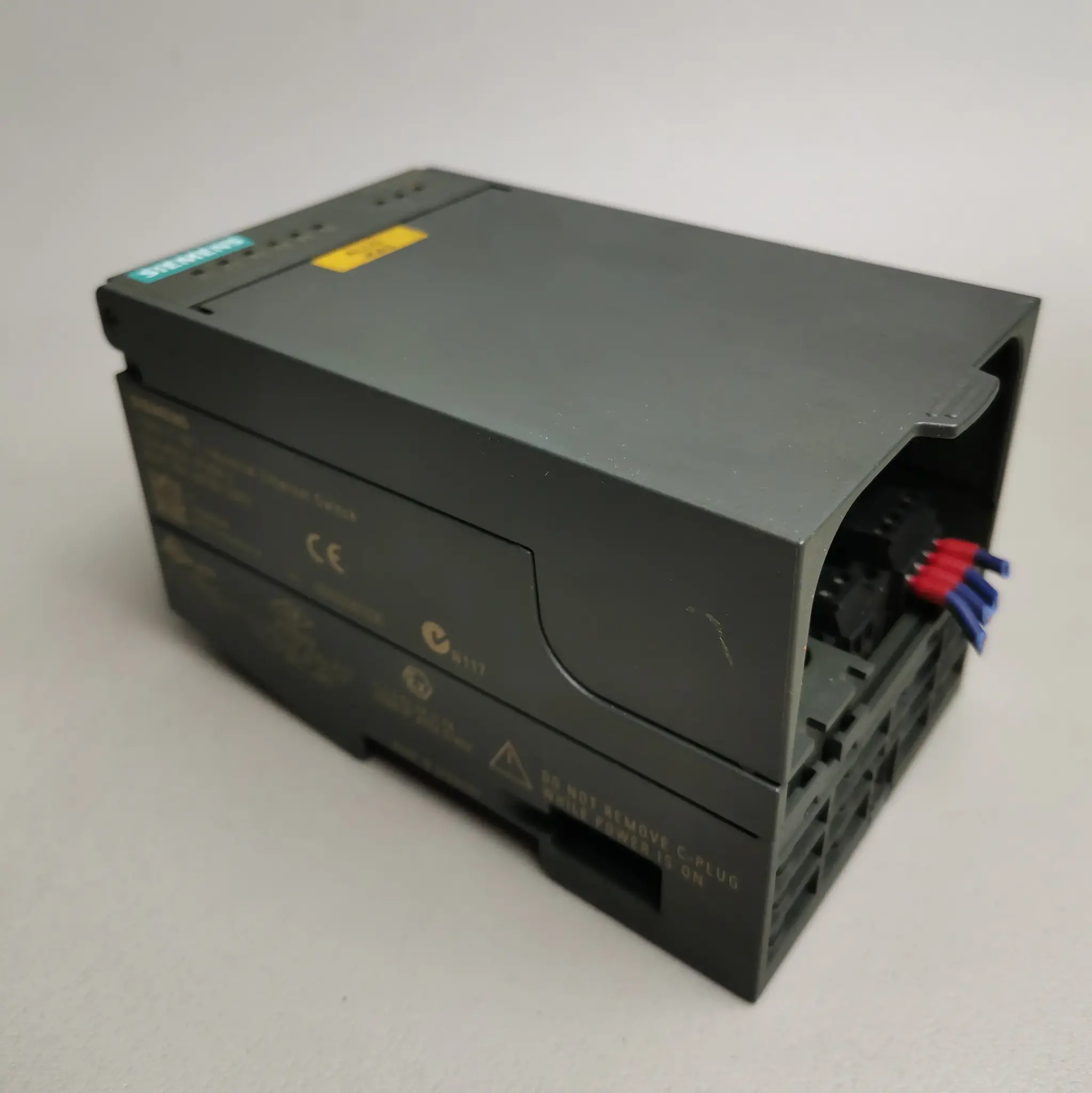 Produktfoto 1 von Siemens 6GK5 204-2BC00-2AF2 / 6GK5204-2BC00-2AF2 SCALANCE XF204-2