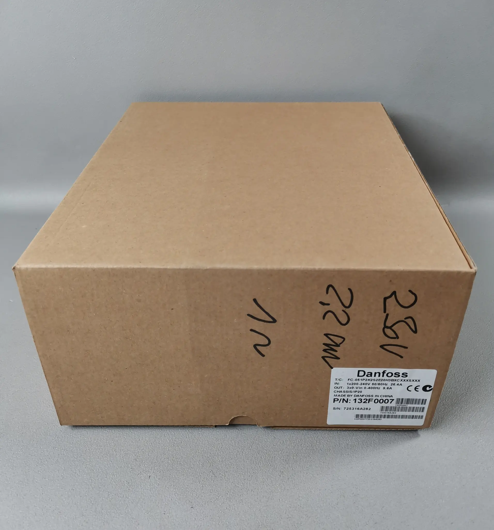 Produktfoto 1 von Danfoss FC-051P2K2S2E20H3BXCXXXSXXX VLT 132F0007 NEU OVP