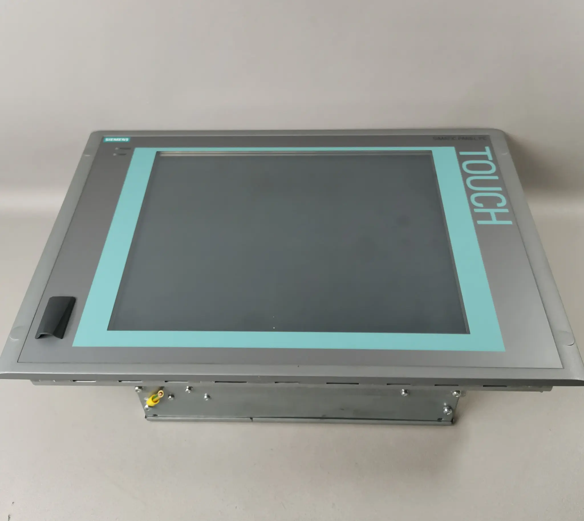 Produktfoto 1 von Siemens 6AV7 892-0BG40-0BB0 / 6AV7892-0BG40-0BB0