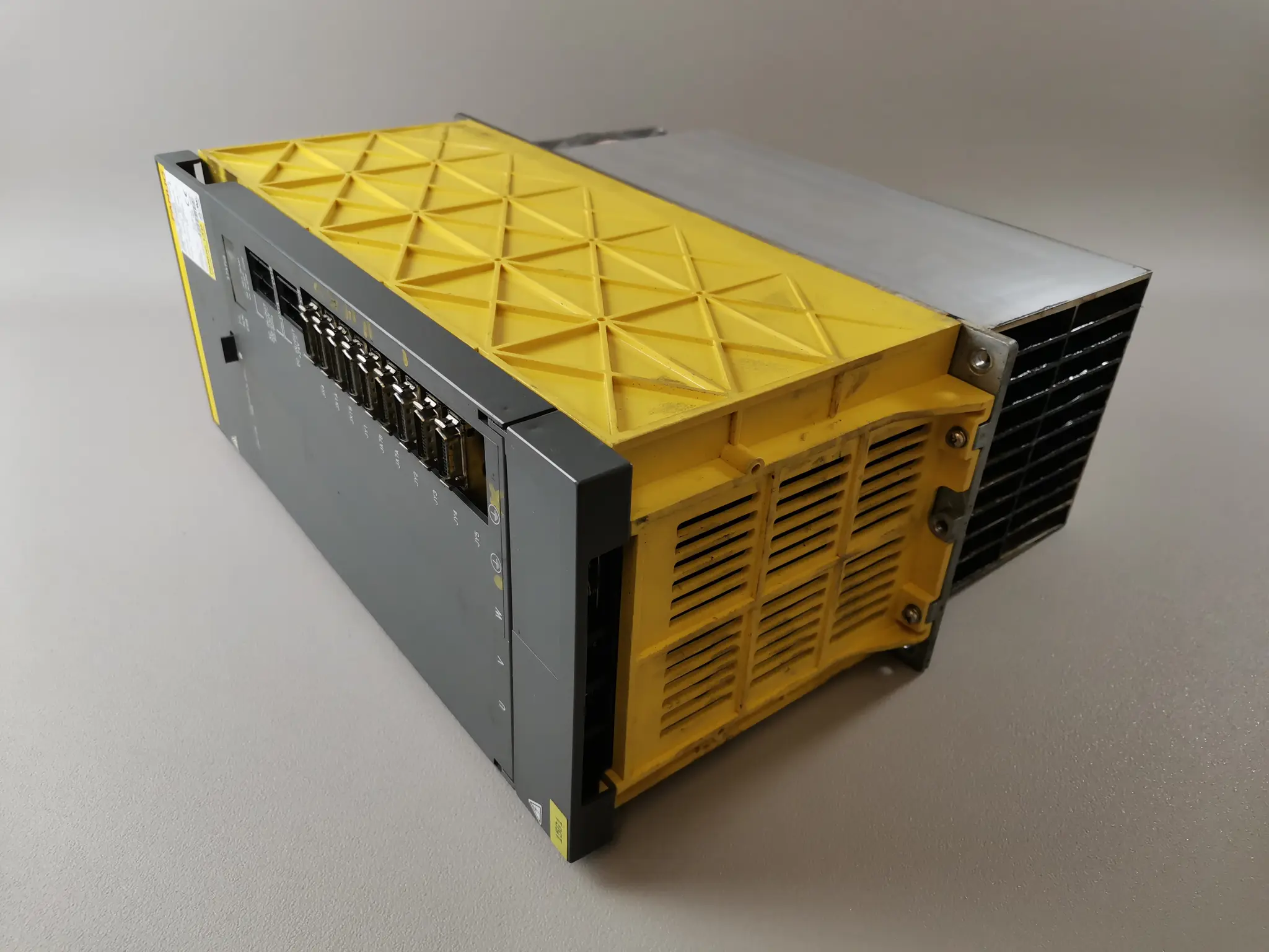 Produktfoto 1 von Fanuc A06B-6102-H215#H520