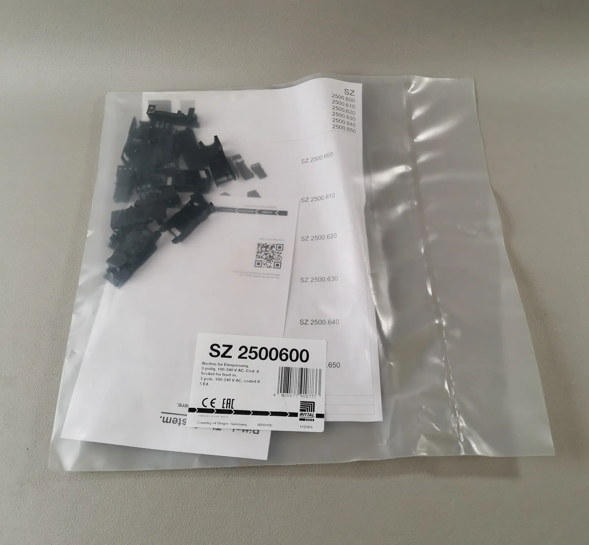 Produktfoto 1 von Rittal SZ 2500600 Buchse für Einspeisung NEU OVP