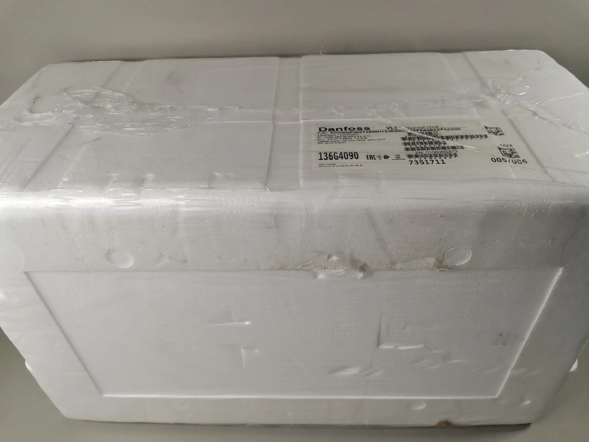 Produktfoto 1 von Danfoss FCD302P3K0T4B66H1S3EMECFXXPXA0BXXXXXXD0 136G4090 NEU OVP