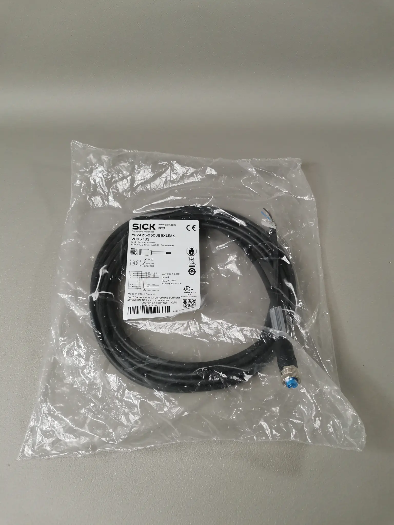 Produktfoto 1 von Sick 2095733 YF2A25-050UB6XLEAX NEU OVP
