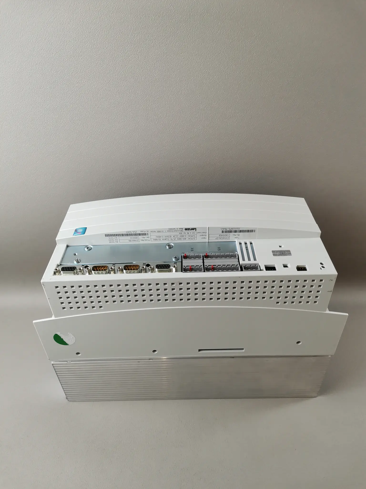 Produktfoto 1 von Lenze EVS9326-EP /EVS 9326-EP generalüberholt