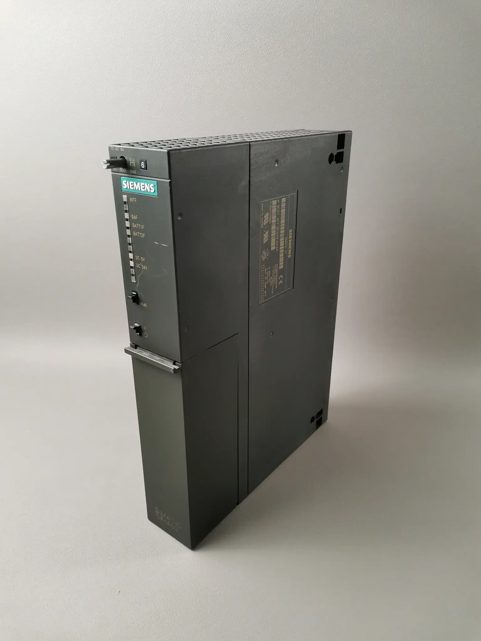 Produktfoto 1 von Siemens 6ES7 407-0KA00-0AA0 / 6ES7407-0KA00-0AA0