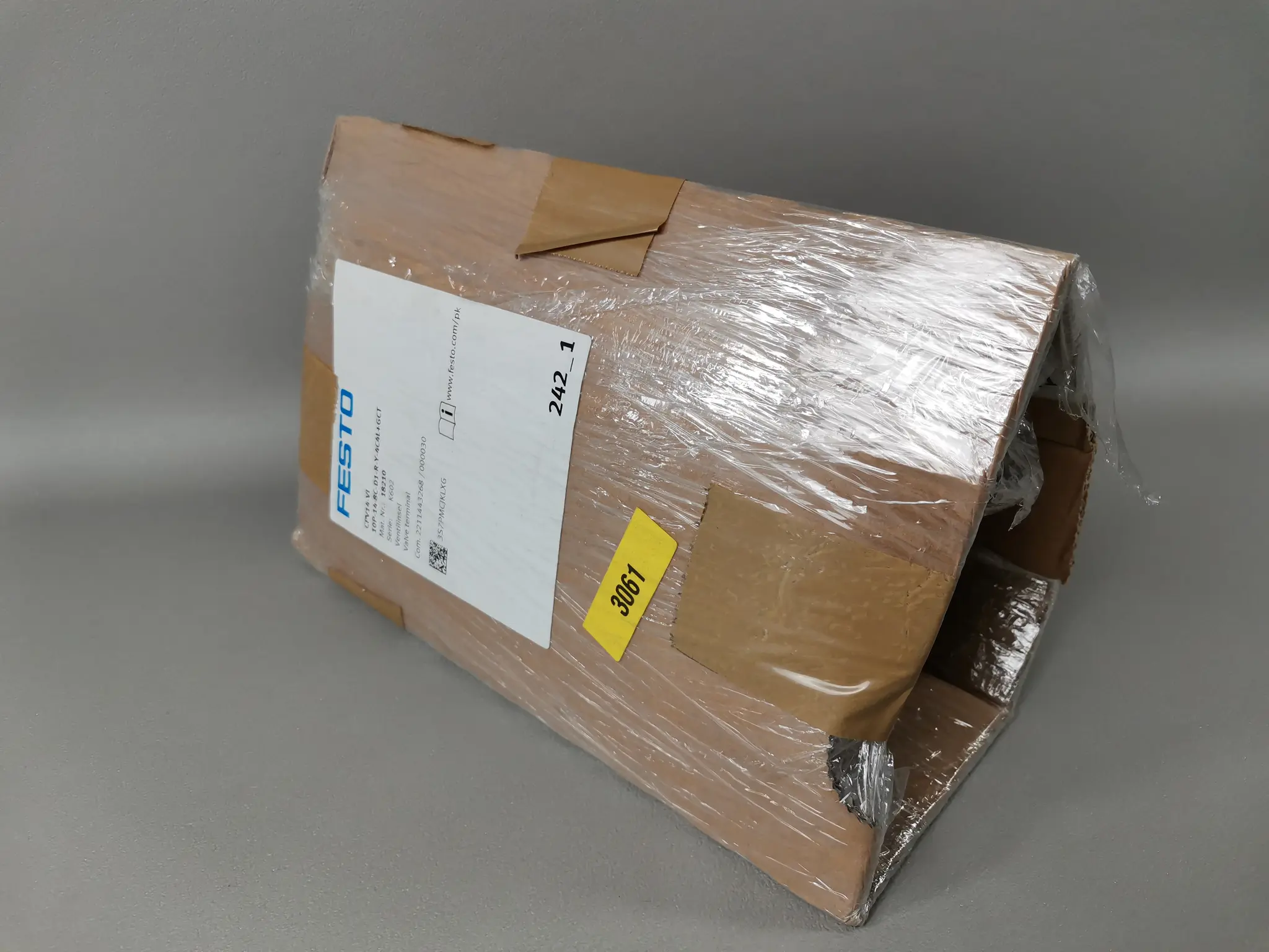Produktfoto 1 von Festo 18210 CPV14-VI 10P-14-8C-D1-R-Y-4C4L+GCT NEU