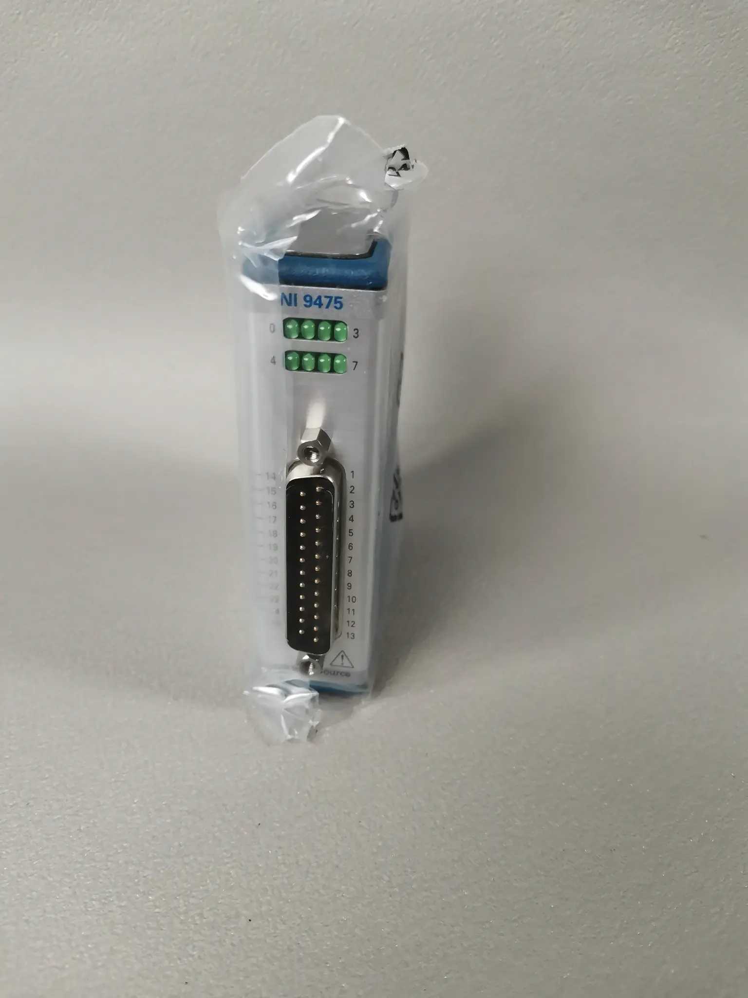 Produktfoto 1 von National Instruments NI 9475 151531C-01L NEU OVP