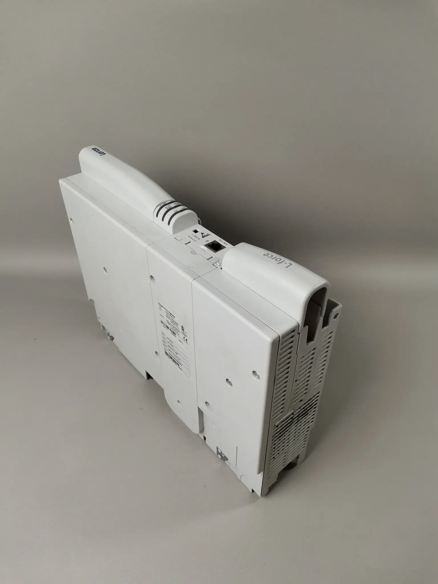 Produktfoto 1 von Lenze E94ASHE0074 HW 2F