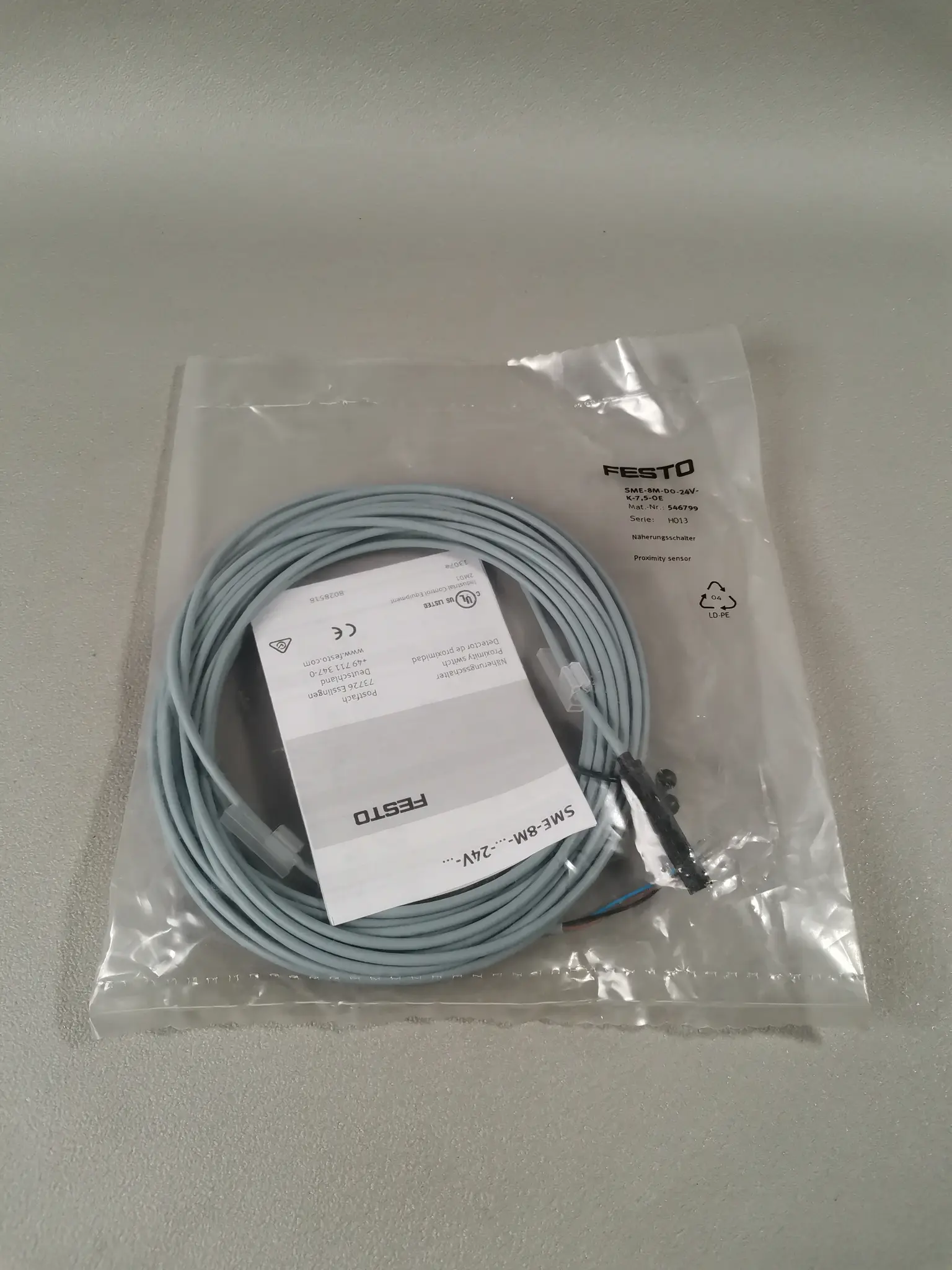 Produktfoto 1 von Festo 546799 SME-8M-DO-24V-K-7,5-OE NEU OVP