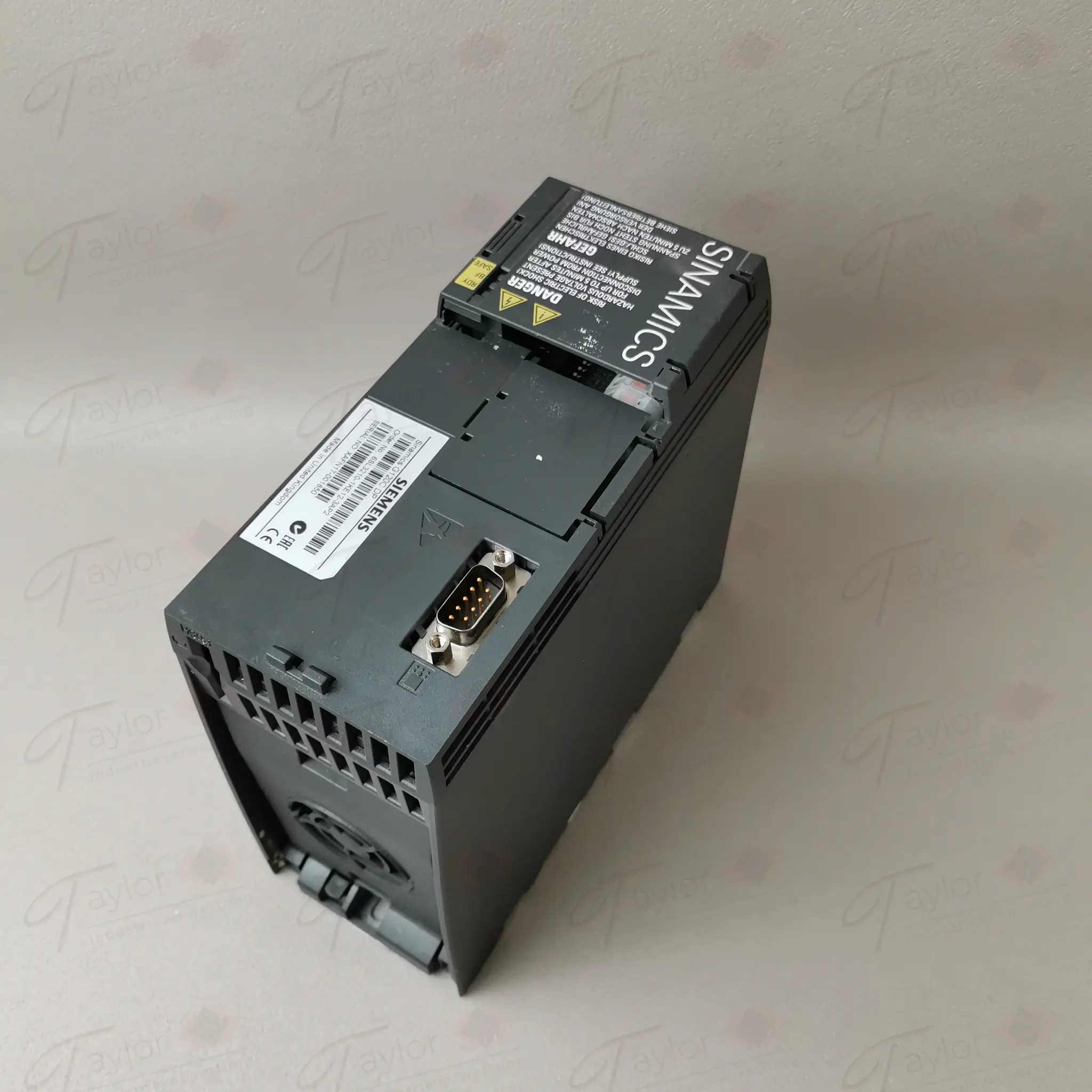 Produktfoto 1 von Siemens 6SL3210-1KE12-3AP2 / 6SL3 210-1KE12-3AP2 ohne Klappe