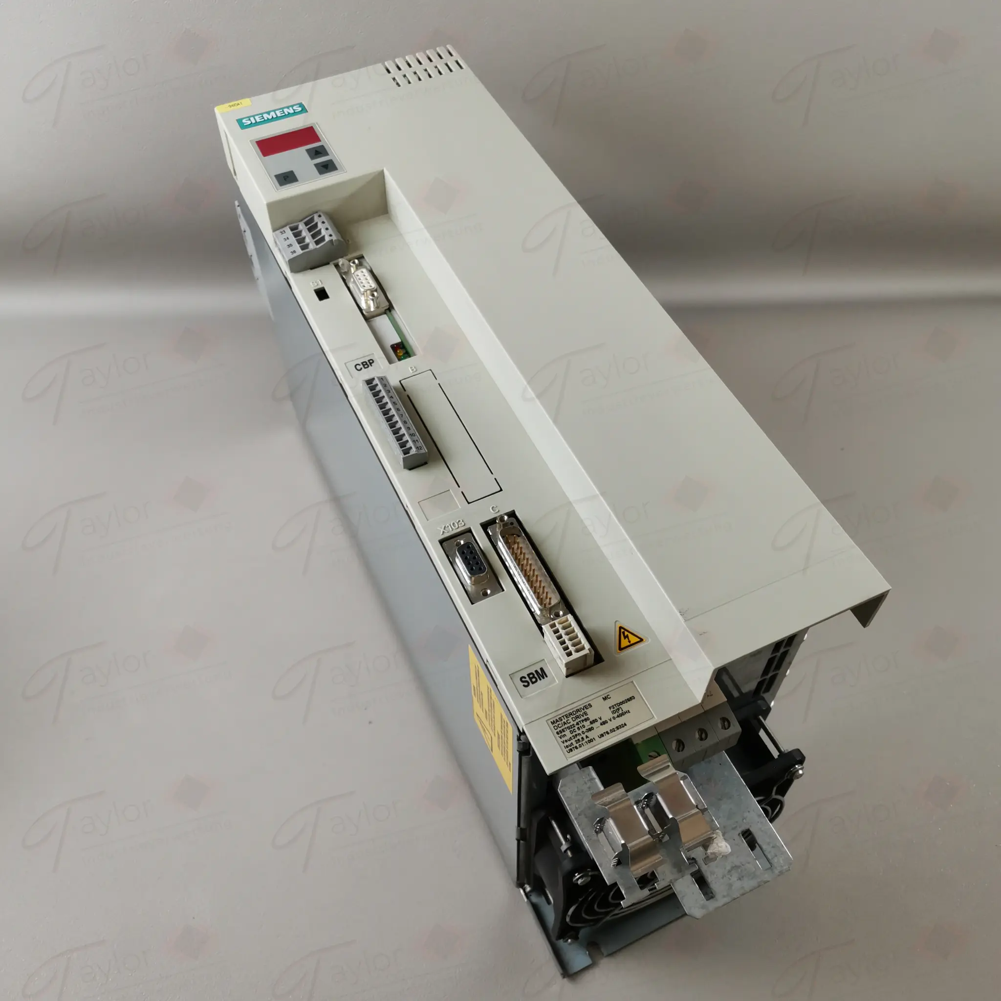 Produktfoto 1 von Siemens 6SE7022-6TP50-Z / 6SE7 022-6TP50-Z Z=G91+C43+K80