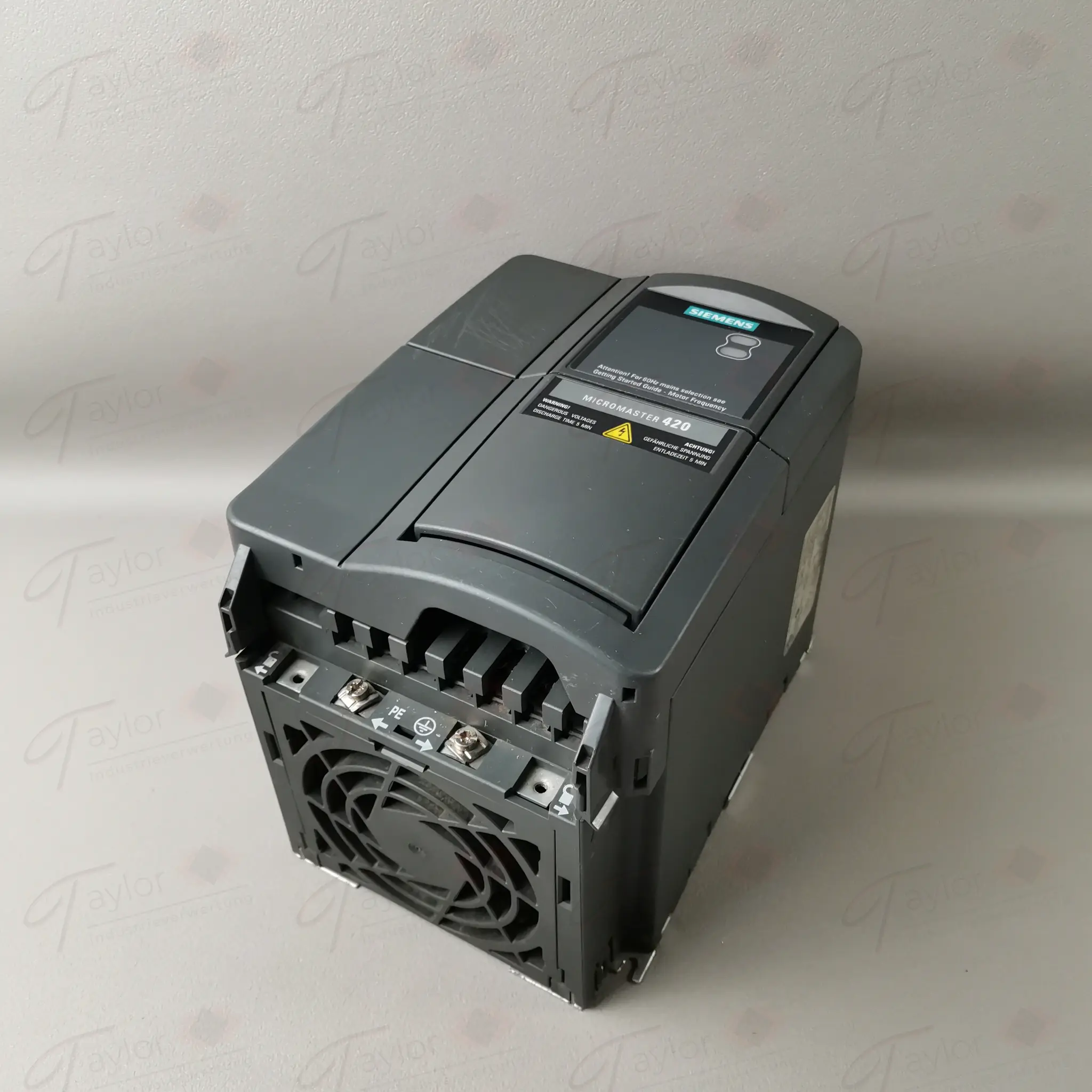 Produktfoto 1 von Siemens 6SE6420-2AD23-0BA0 / 6SE6 420-2AD23-0BA0