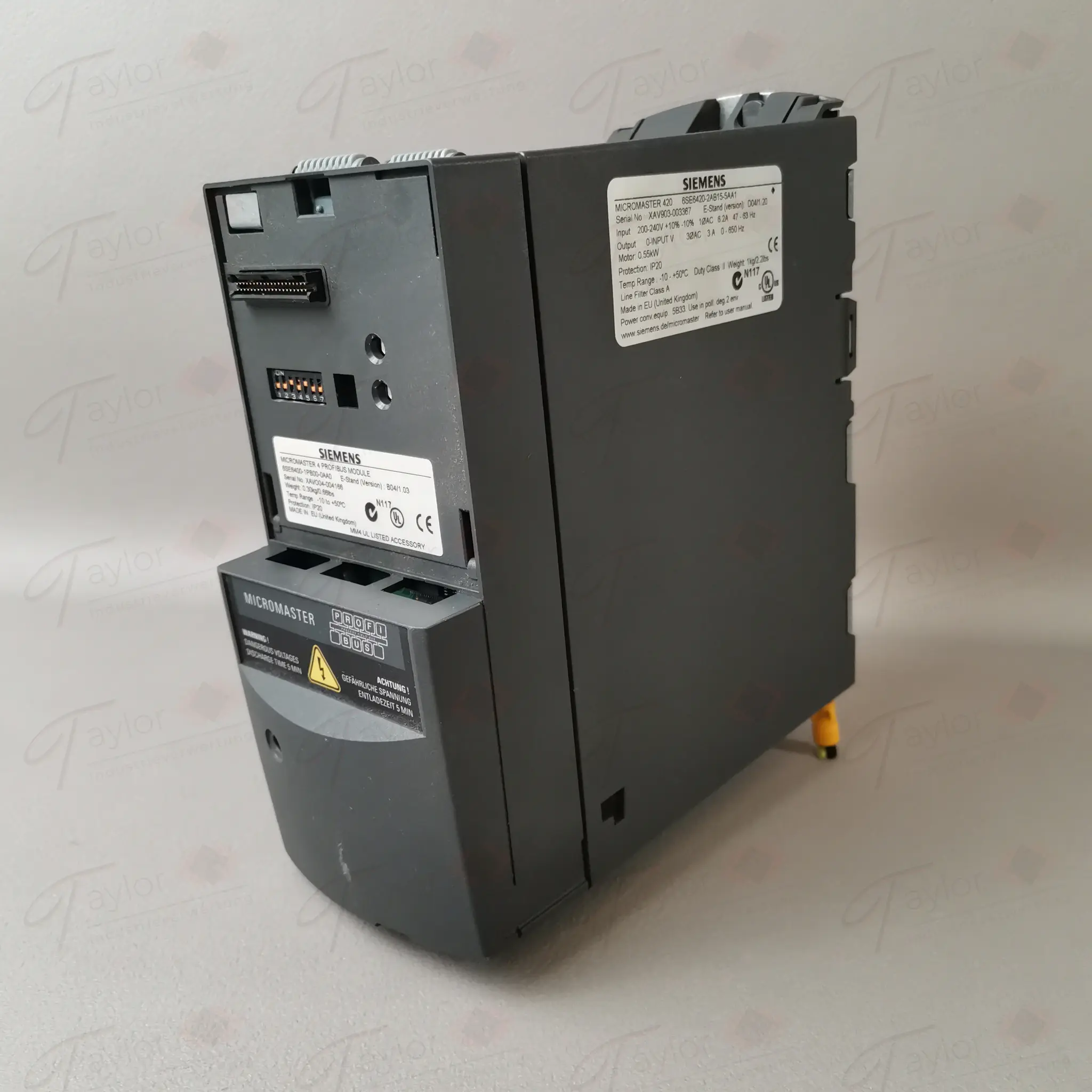 Produktfoto 1 von Siemens 6SE6420-2AB15-5AA1 / 6SE6 420-2AB15-5AA1 ohne Display
