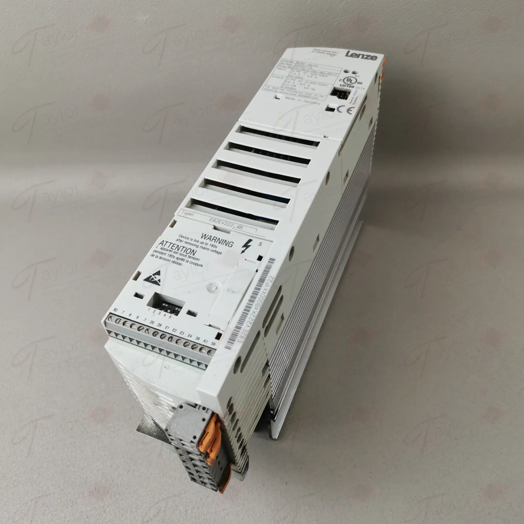 Produktfoto 1 von Lenze E82EV222_4B ohne Lüfter