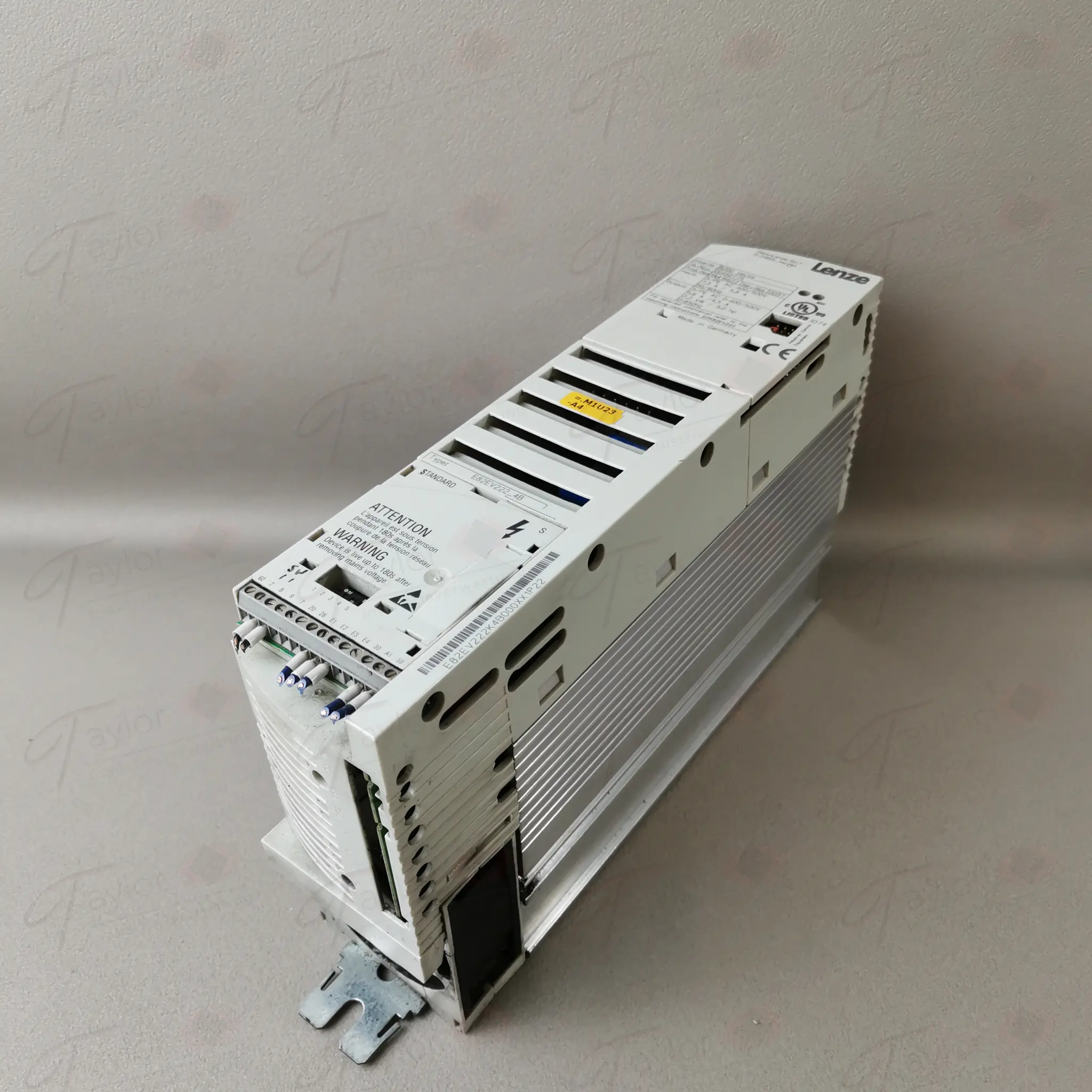 Produktfoto 1 von Lenze E82EV222_4B