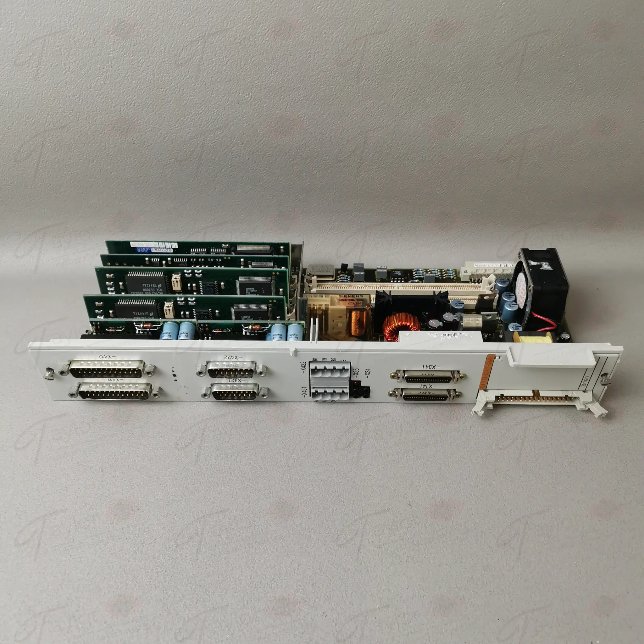 Produktfoto 1 von Siemens 6SN1118-0DH11-0AA0 / 6SN1 118-0DH11-0AA0