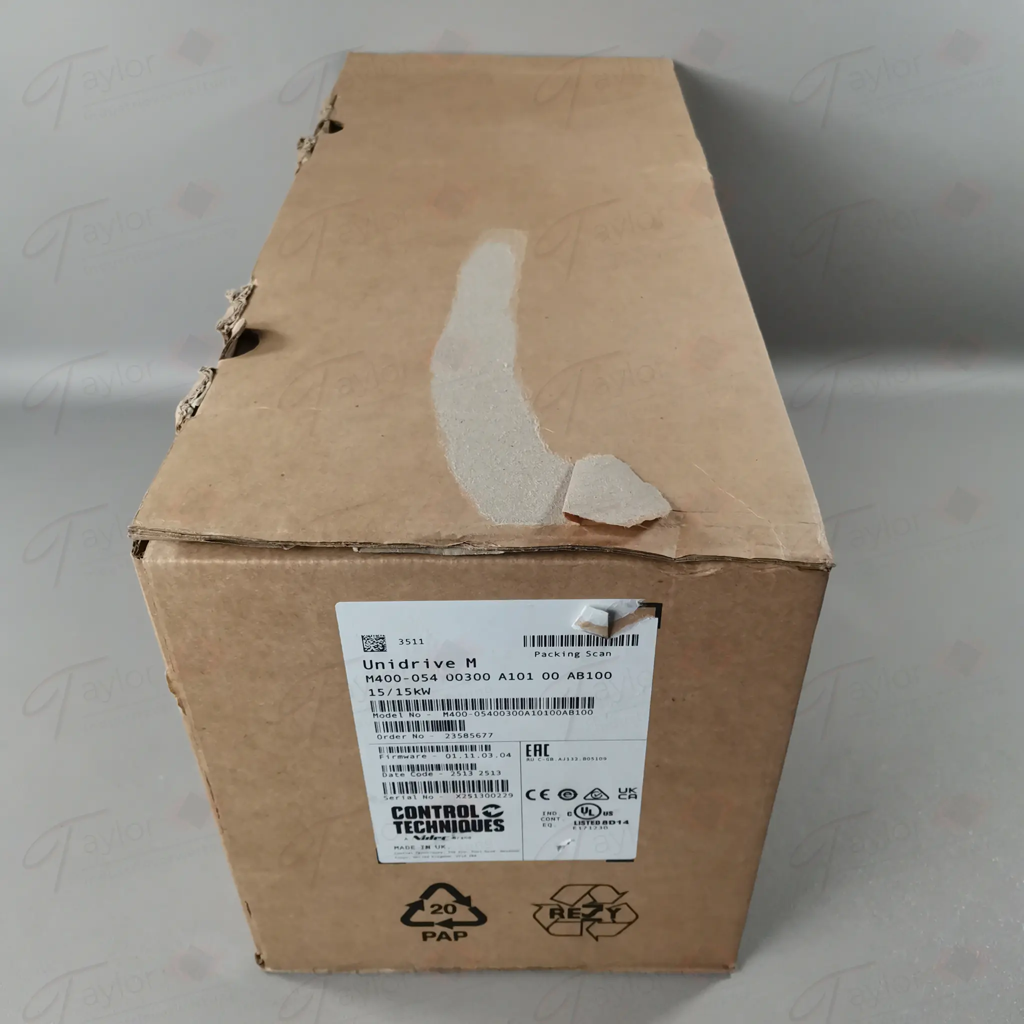 Produktfoto 1 von Control Techniques M400-054 00300 A NEU in OVP