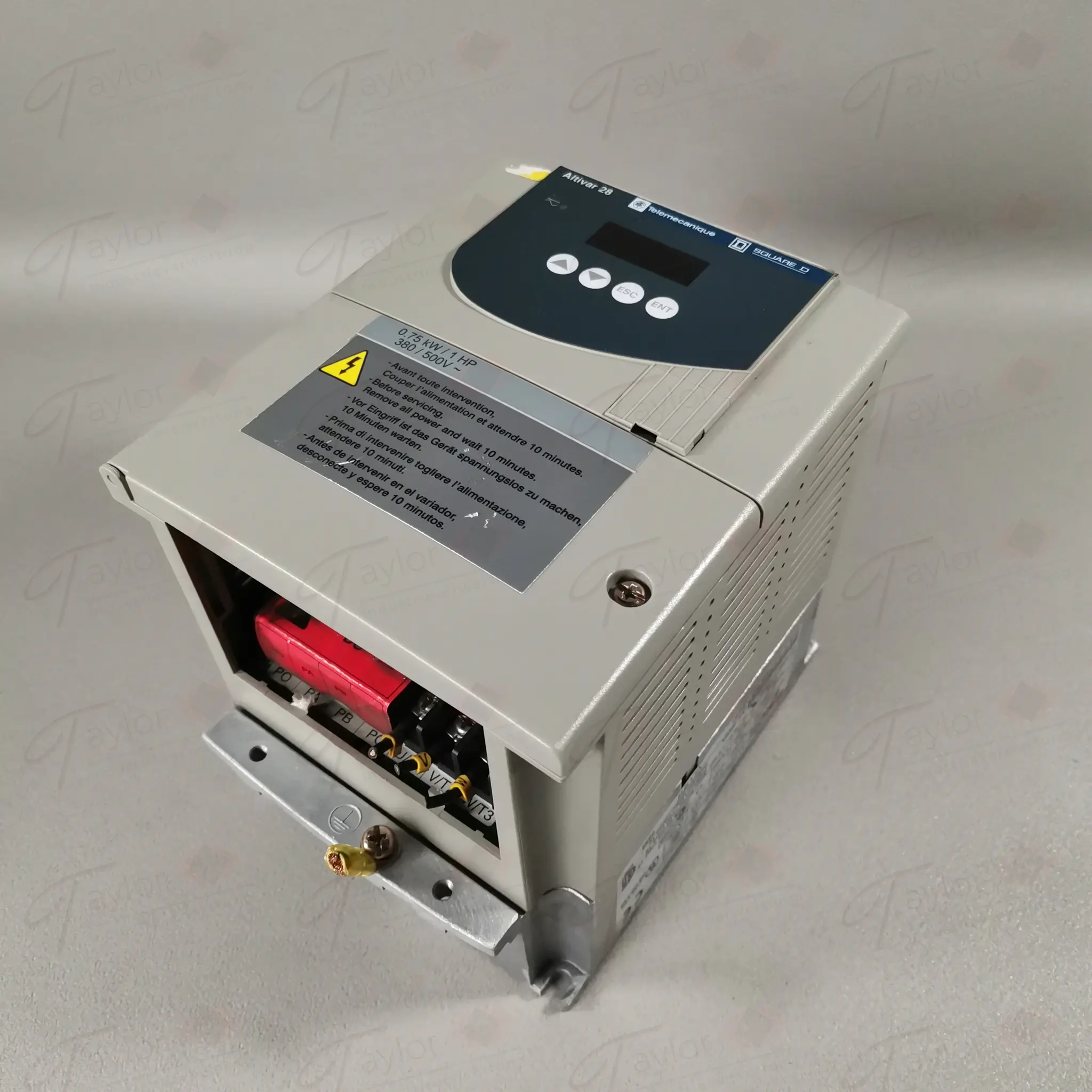 Produktfoto 1 von Schneider ATV28HU18N4 ohne Klappe