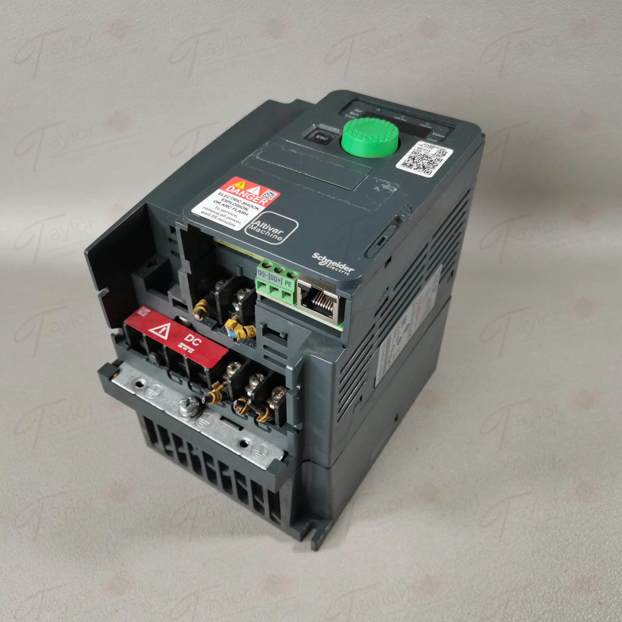 Produktfoto 1 von Schneider Altivar 320 ATV320U07N4C ohne Klappe