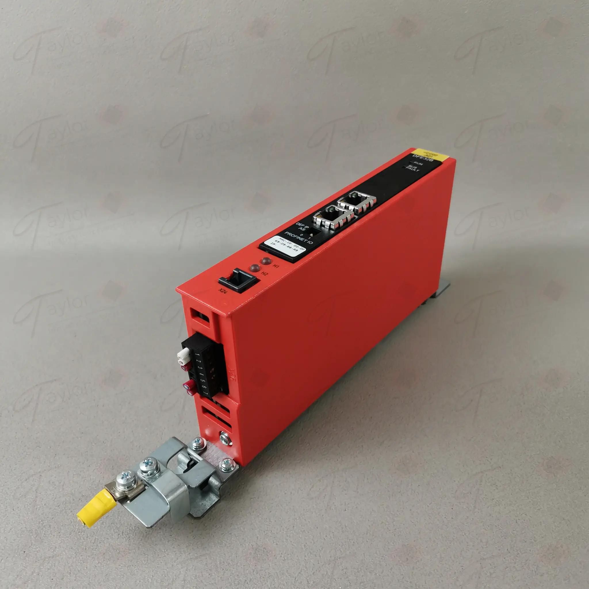Produktfoto 1 von SEW DFE32B / UOH11B