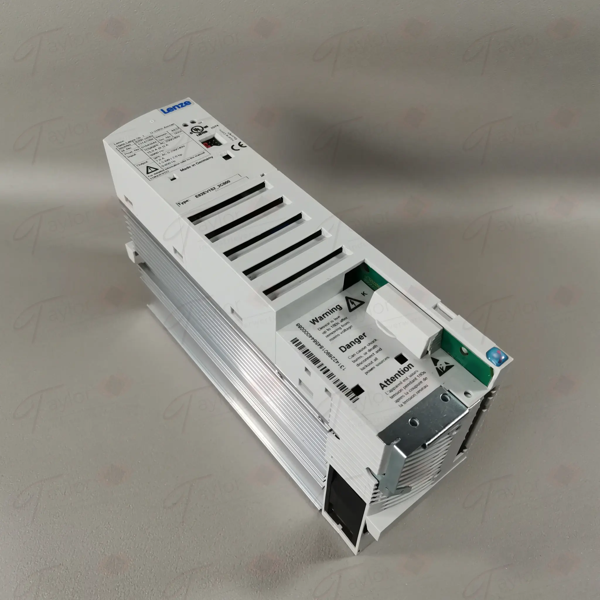 Produktfoto 1 von Lenze E82EV152_2C000