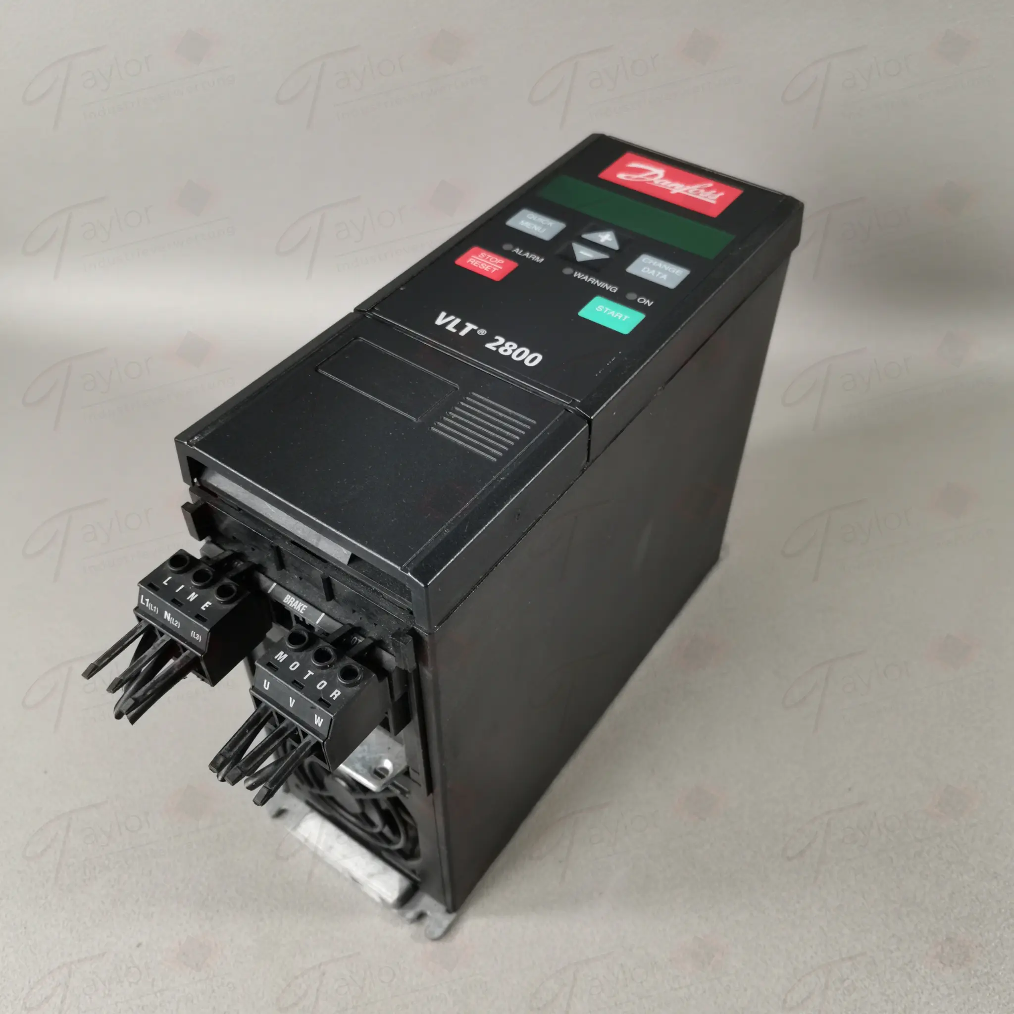 Produktfoto 1 von Danfoss VLT2815PT4B20STR1DBF10A00C0