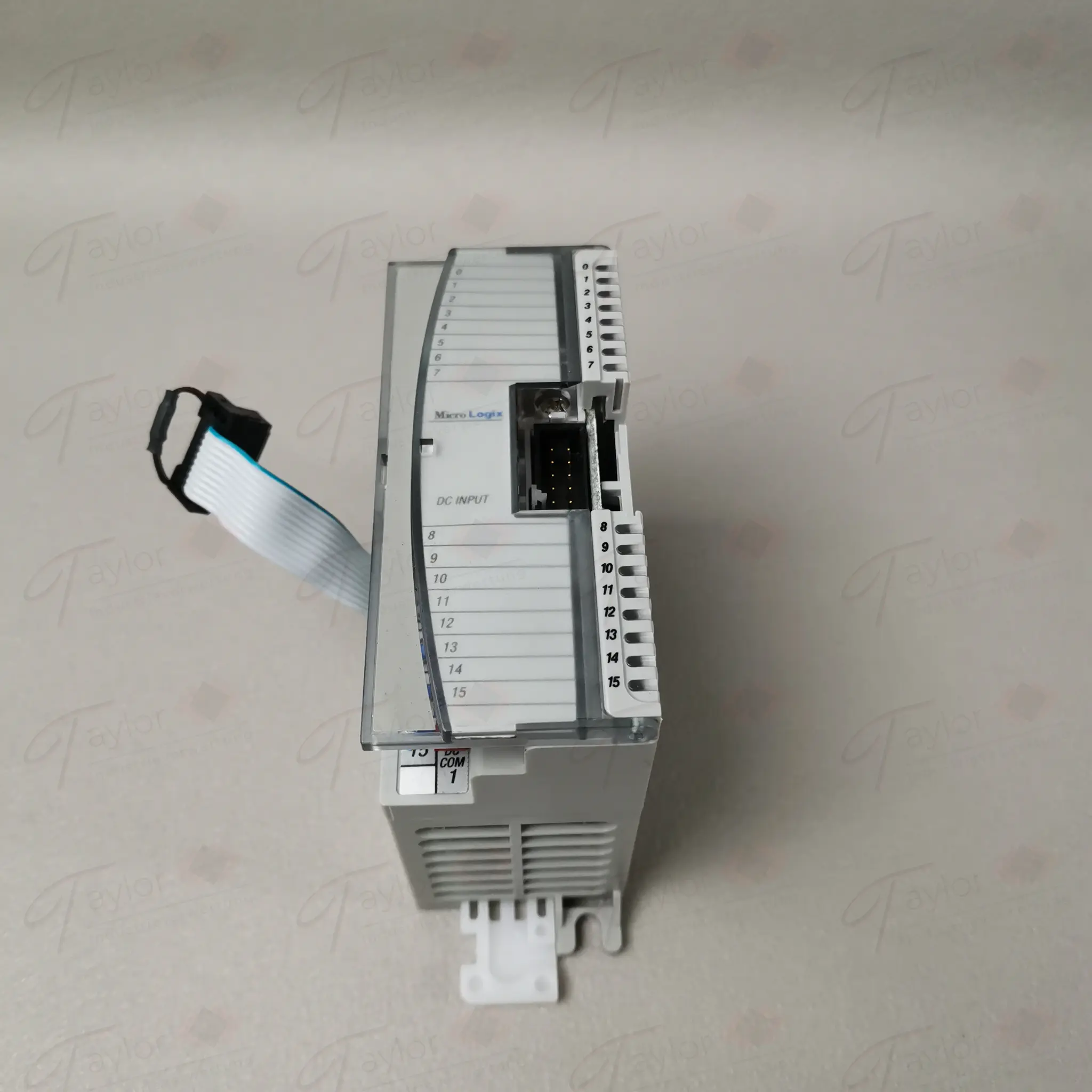 Produktfoto 1 von Allen Bradley 1762-IQ16 kleine Klappe fehlt