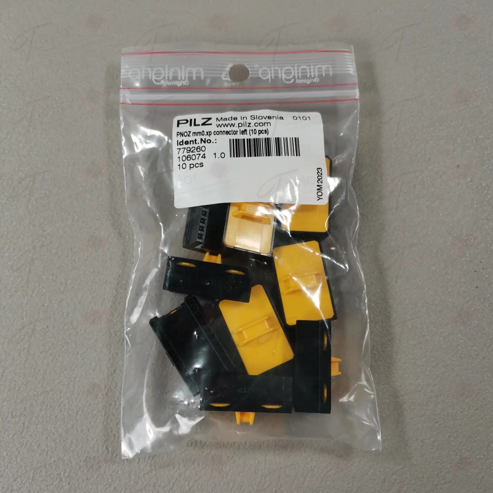 Produktfoto 1 von Pilz 779260 PNOZ mm0.xp connector left 10 Stück NEU
