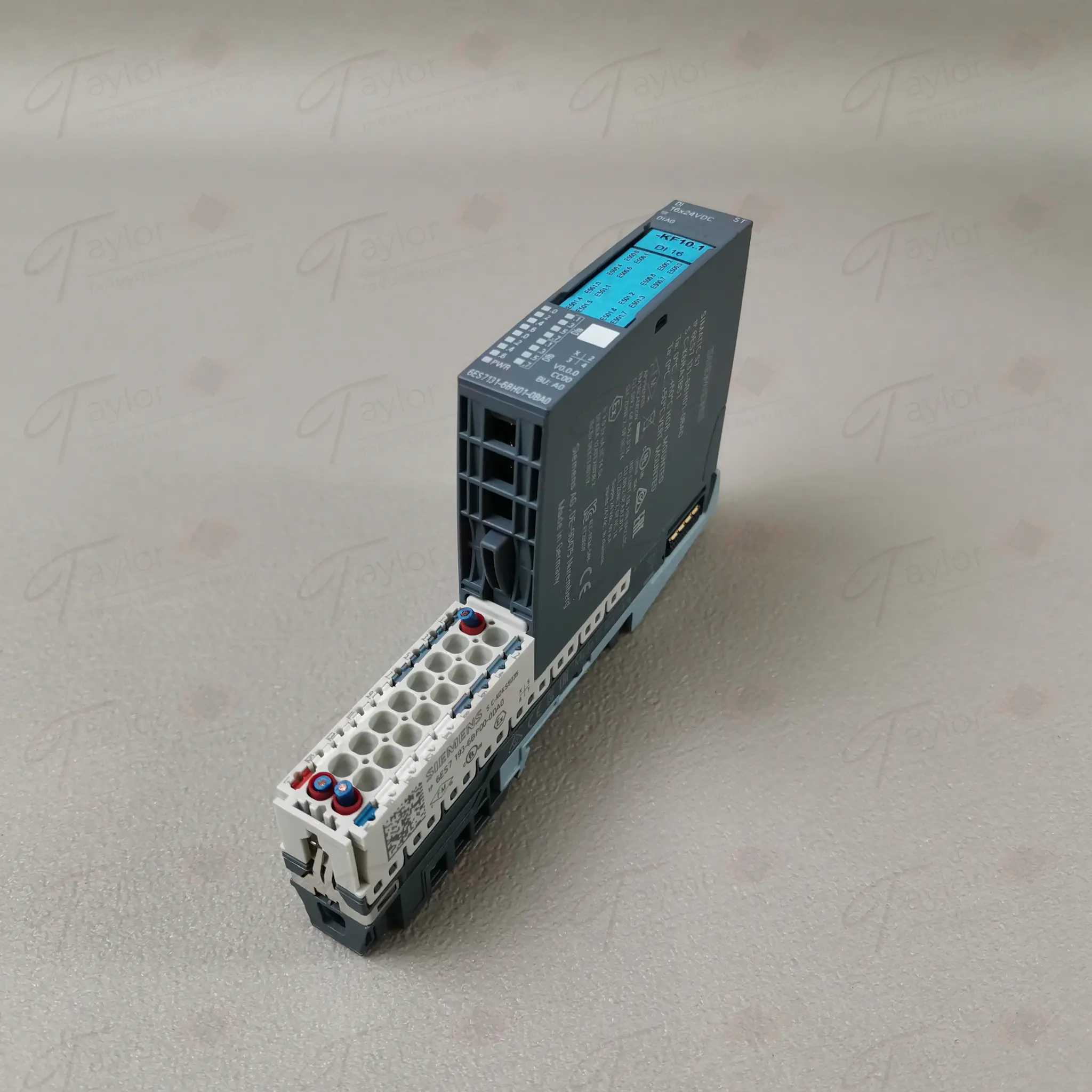 Produktfoto 1 von Siemens 6ES7 131-6BH01-0BA0 + 6ES7 193-6BP00-0DA0
