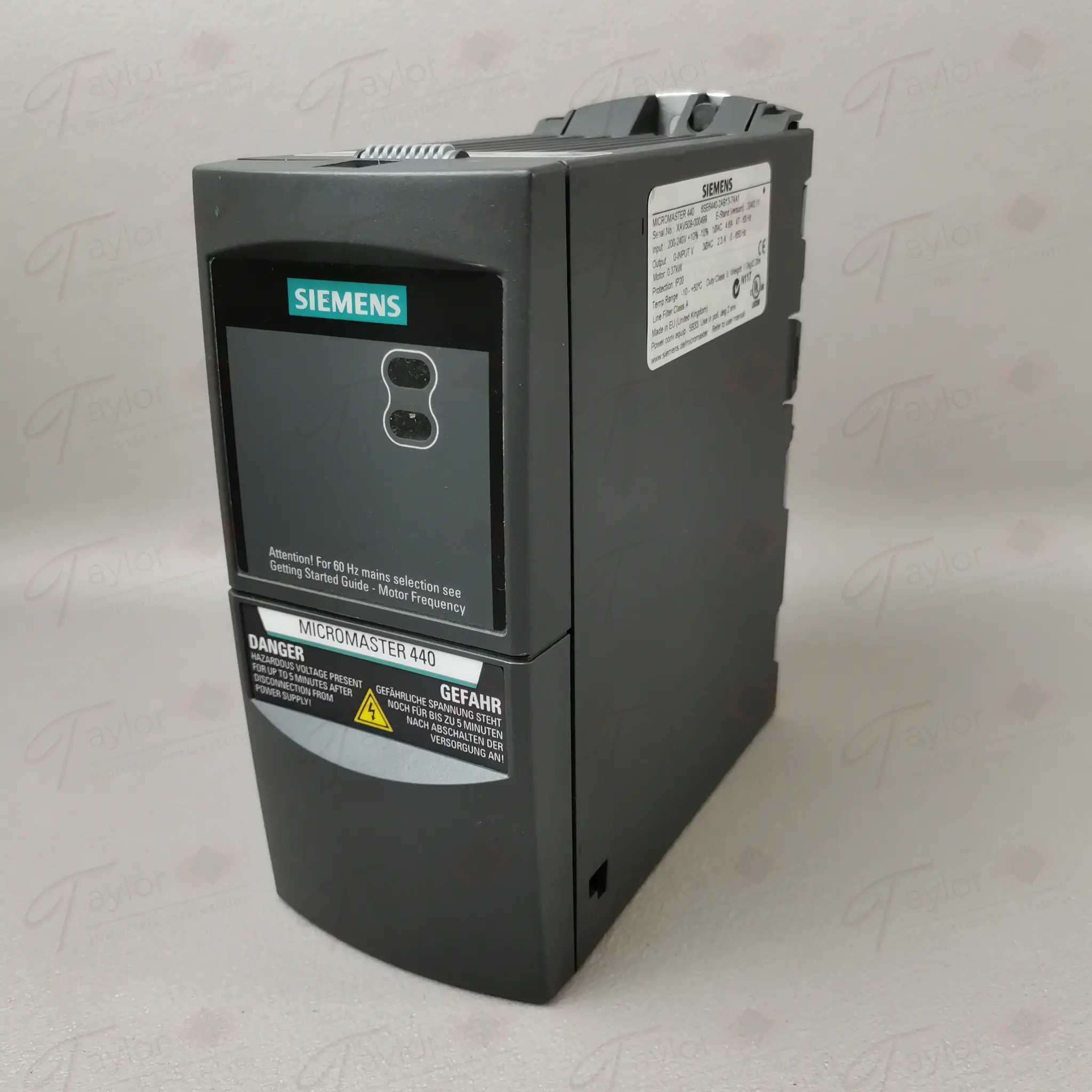 Produktfoto 1 von Siemens 6SE6440-2AB13-7AA1 / 6SE6 440-2AB13-7AA1