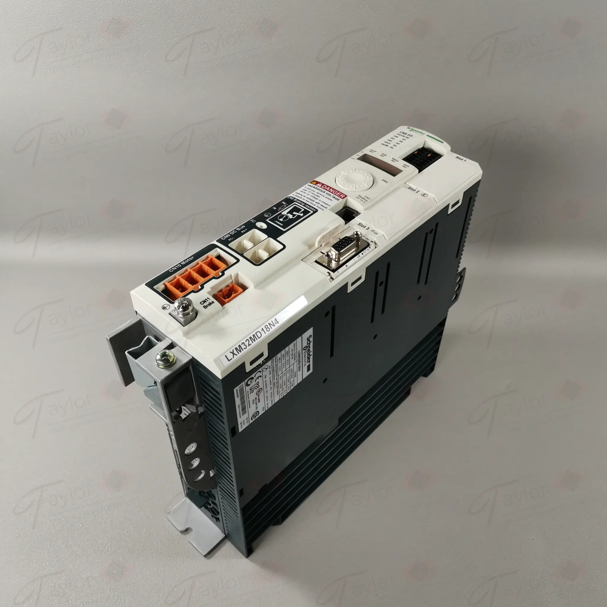 Produktfoto 1 von Schneider LXM32MD18N4