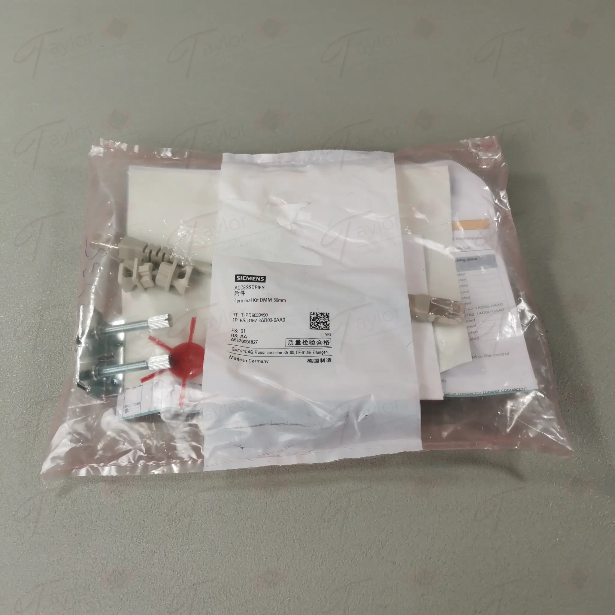 Produktfoto 1 von Siemens 6SL3162-8AD00-0AA0 / 6SL3 162-8AD00-0AA0 NEU OVP