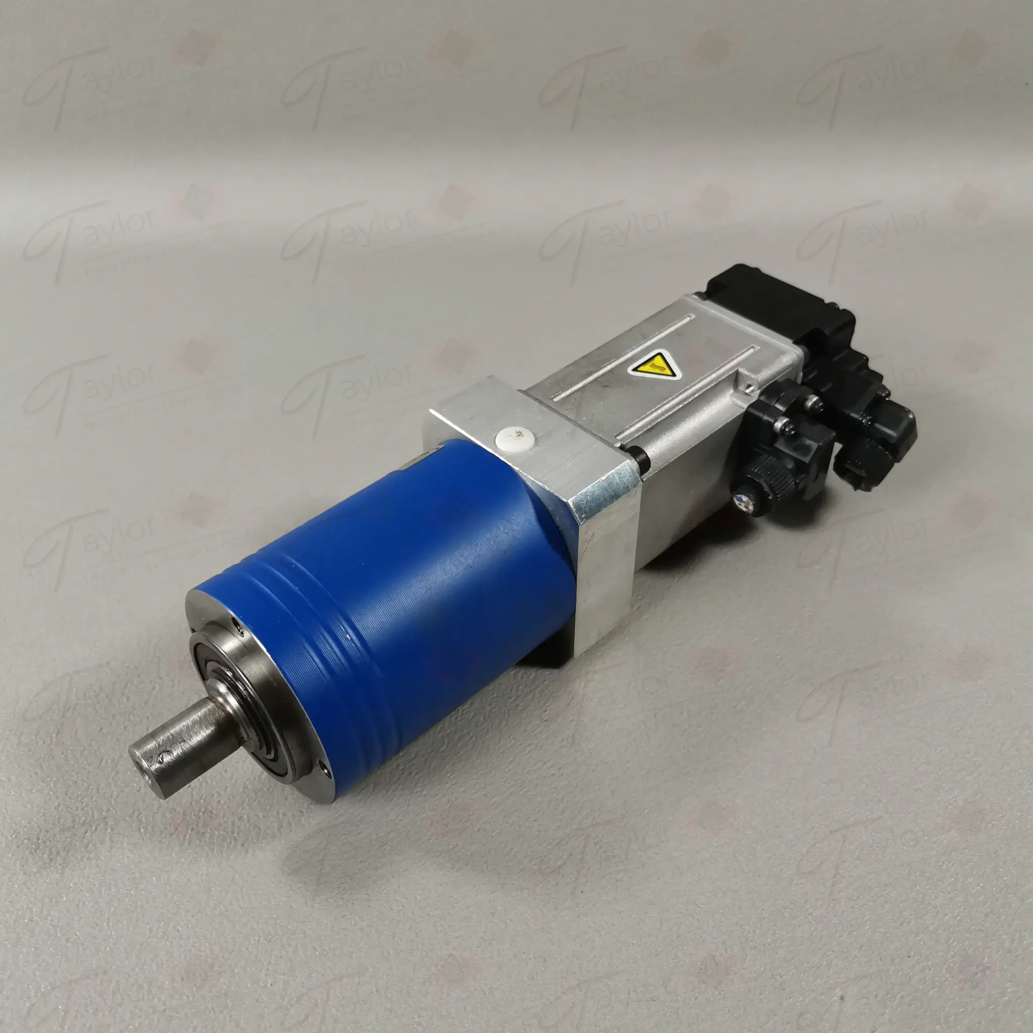 Omron R88M-K10030H-S2 AC Servo Motor