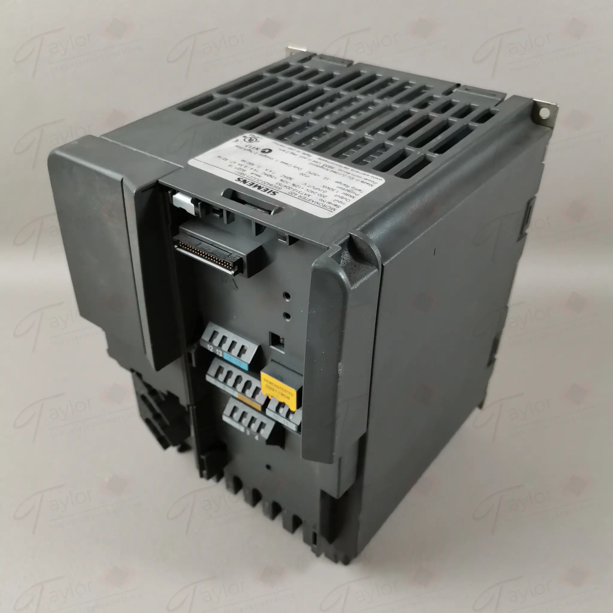 Produktfoto 1 von Siemens 6SE6420-2UC21-5BA1 / 6SE6 420-2UC21-5BA1