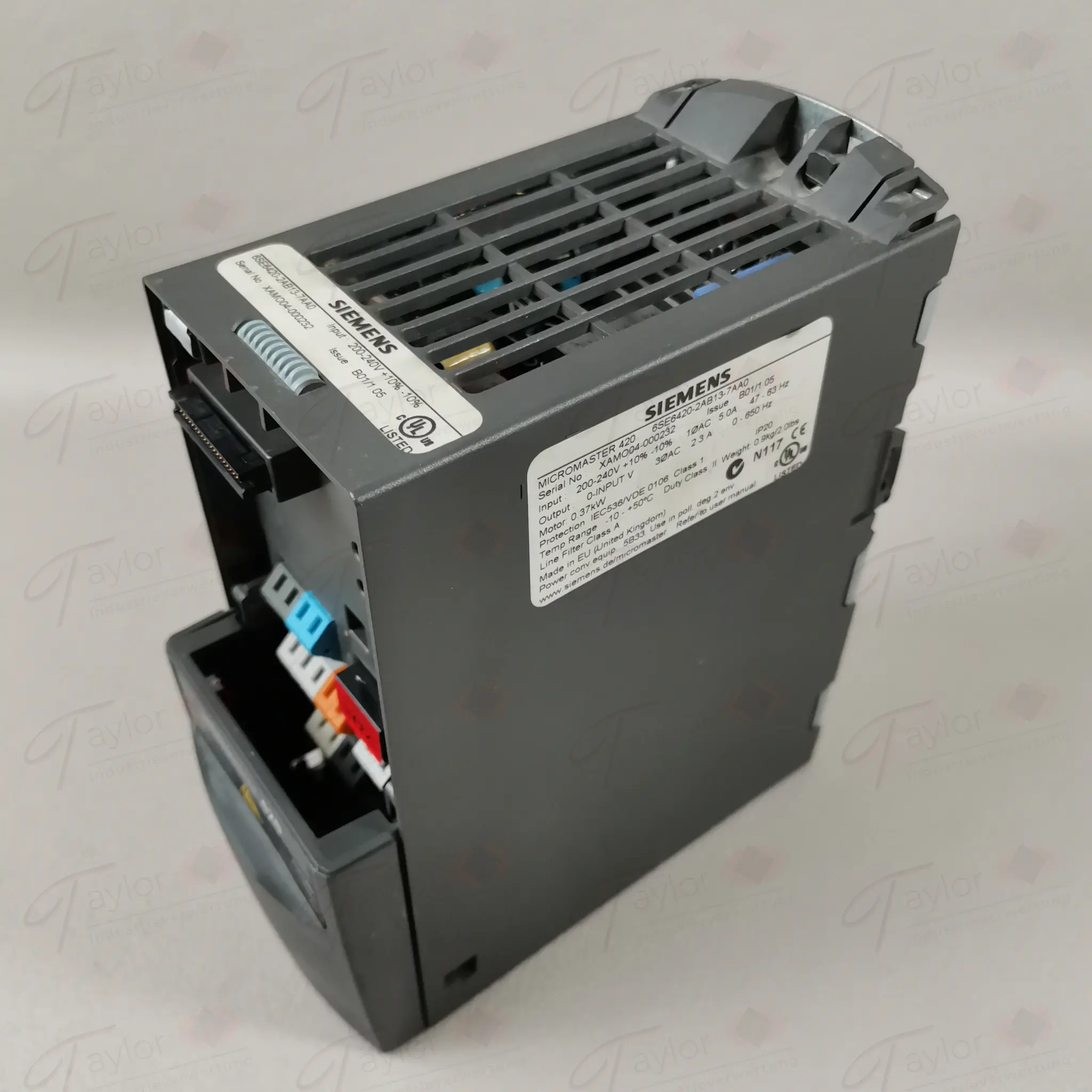 Produktfoto 1 von Siemens 6SE6420-2AB13-7AA0 / 6SE6 420-2AB13-7AA0