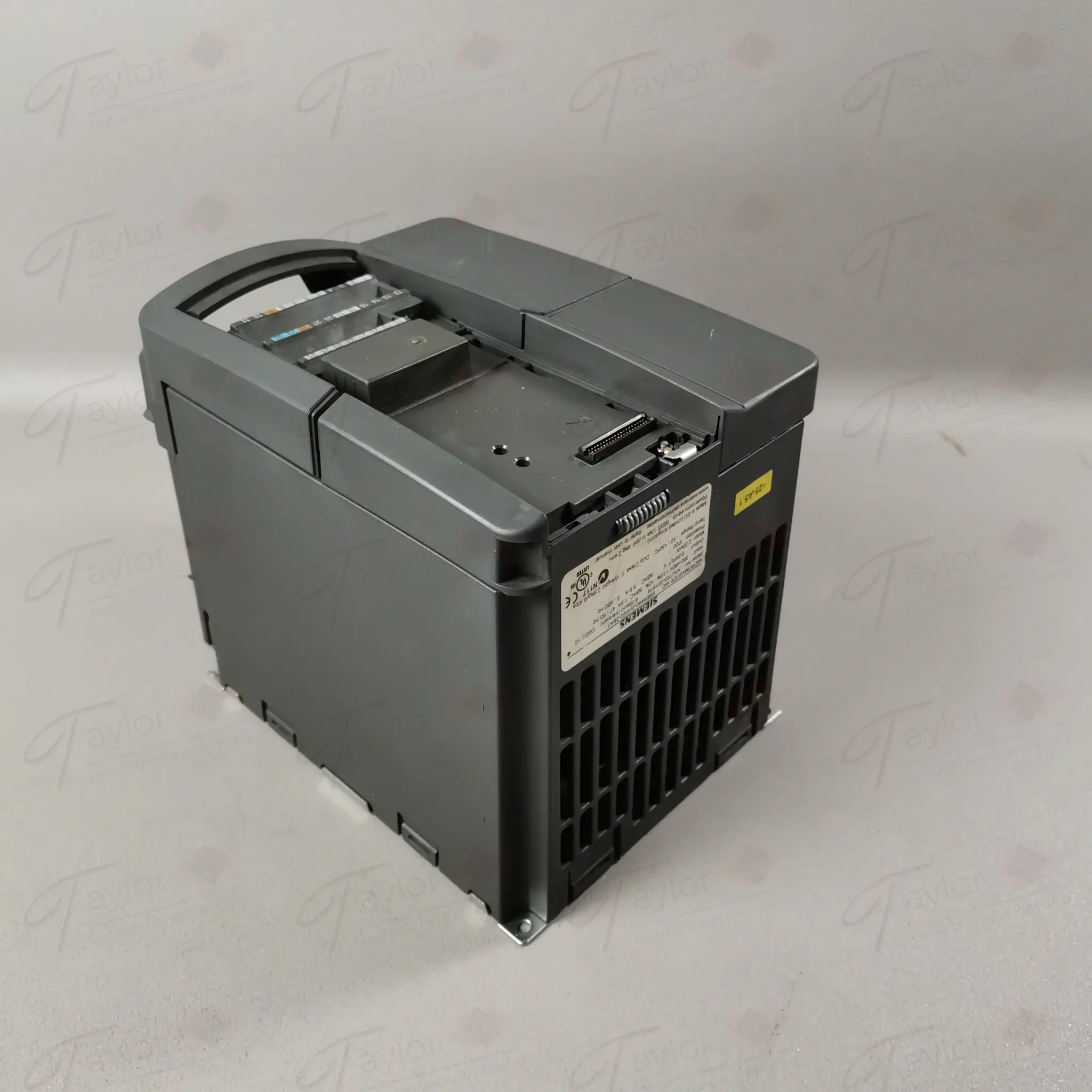 Produktfoto 1 von Siemens 6SE6440-2UD22-2BA1 / 6SE6 440-2UD22-2BA1